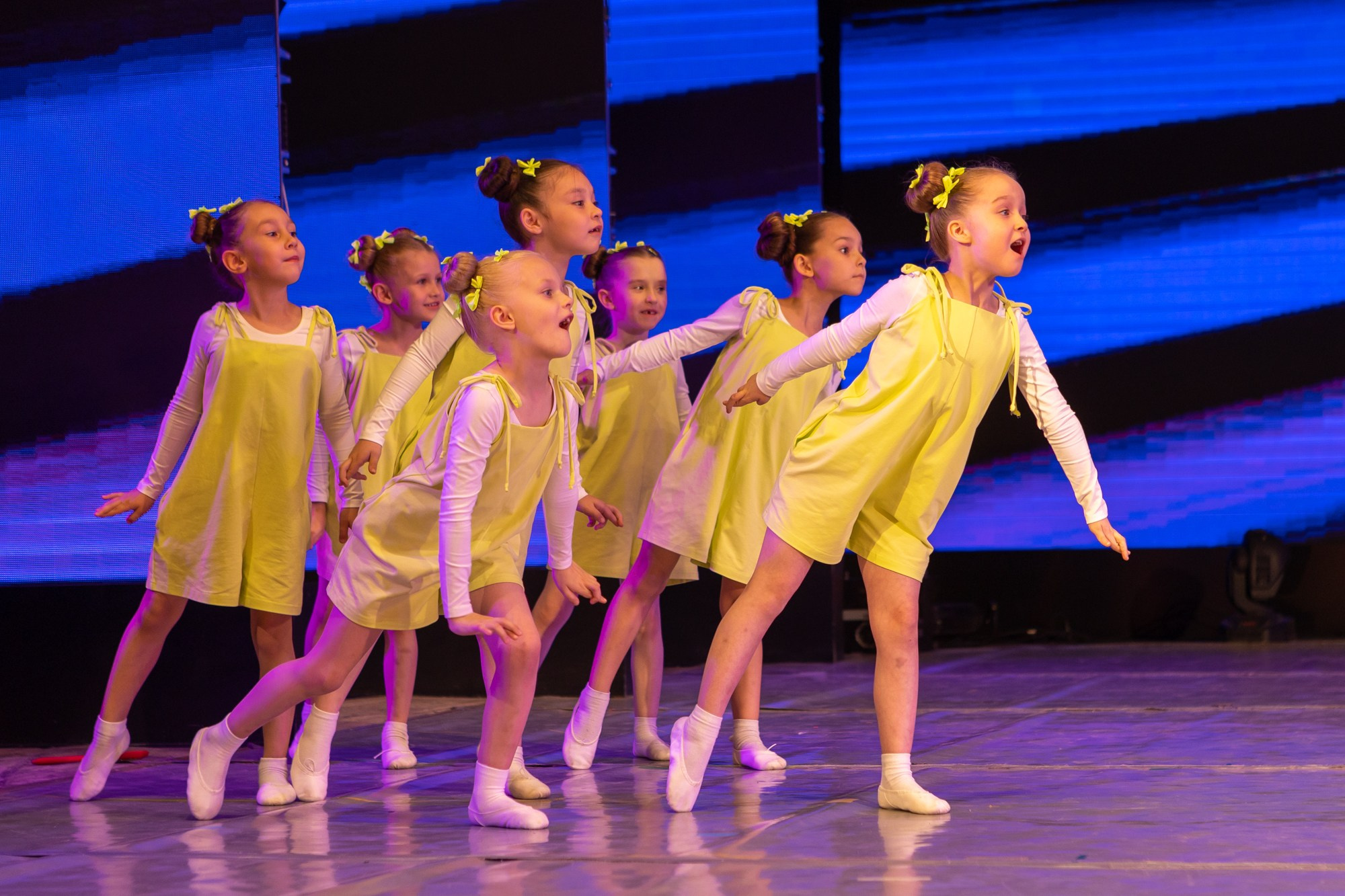 Отчетный концерт Заслуженного коллектива РФ «Жемчужинка» в Оренбурге, ДК «Россия», 2025 г. Фотограф в Оренбурге. Профессиональный фотограф