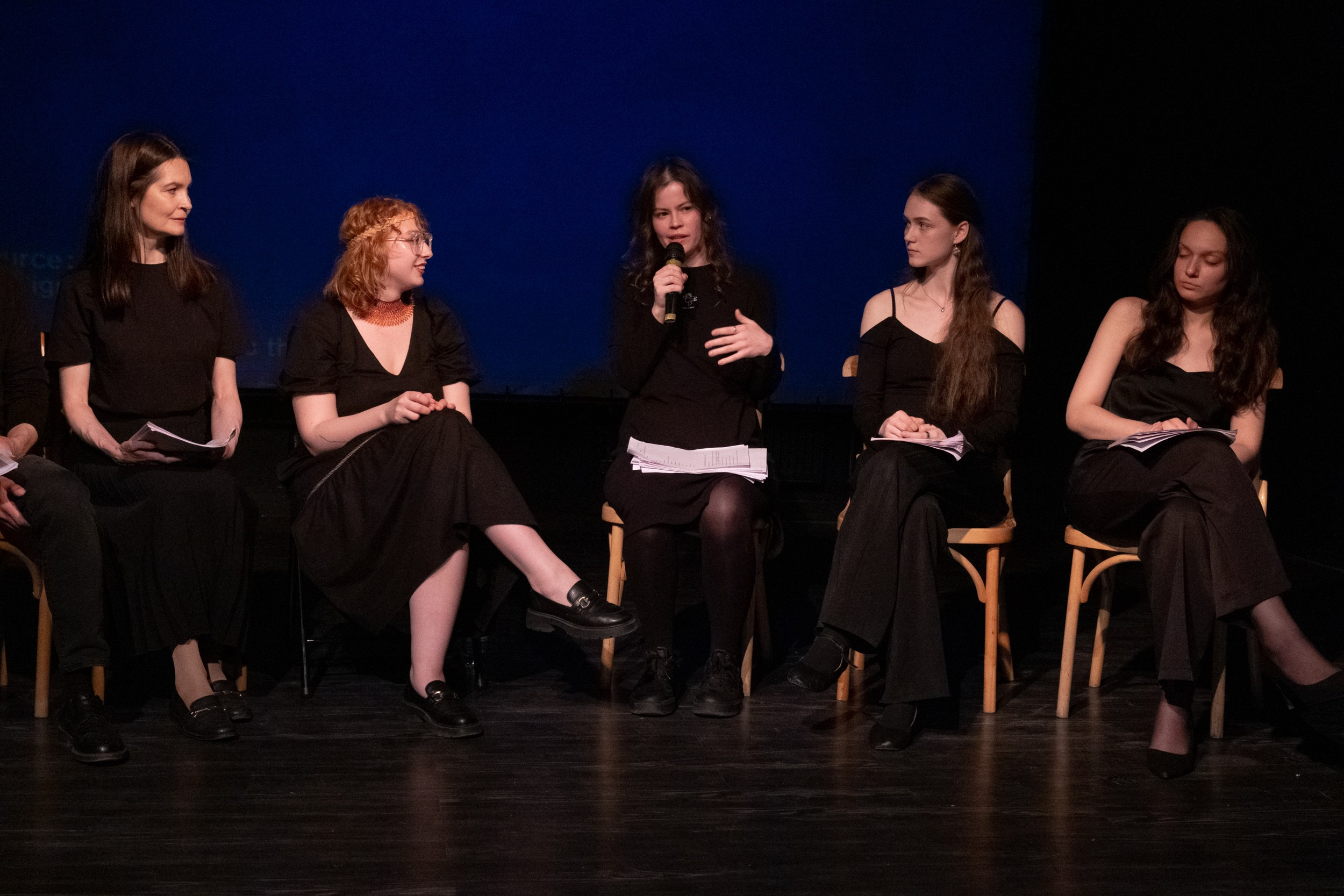 Читки каких-то там драматургов. Фотограф в Санкт-Петербурге и Москве Юлия Паршакова