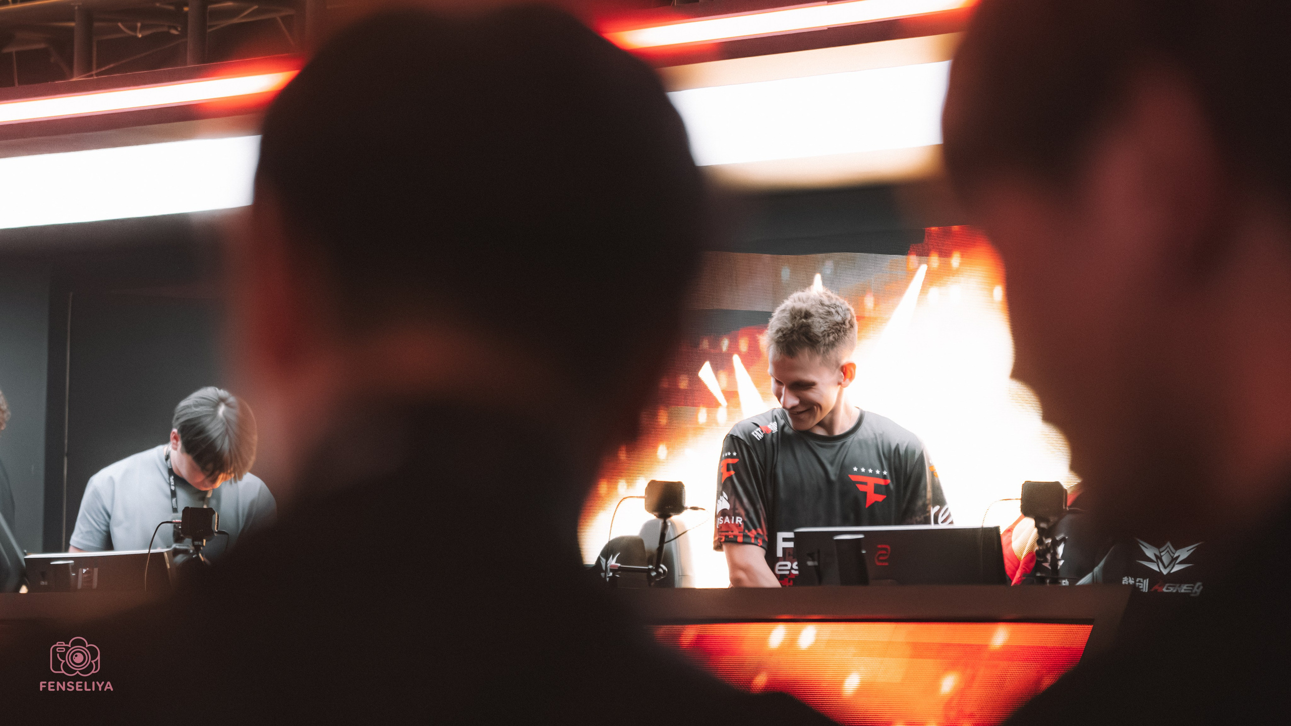 ESPORTS. Photographer Viktoriia “FENSELIYA”