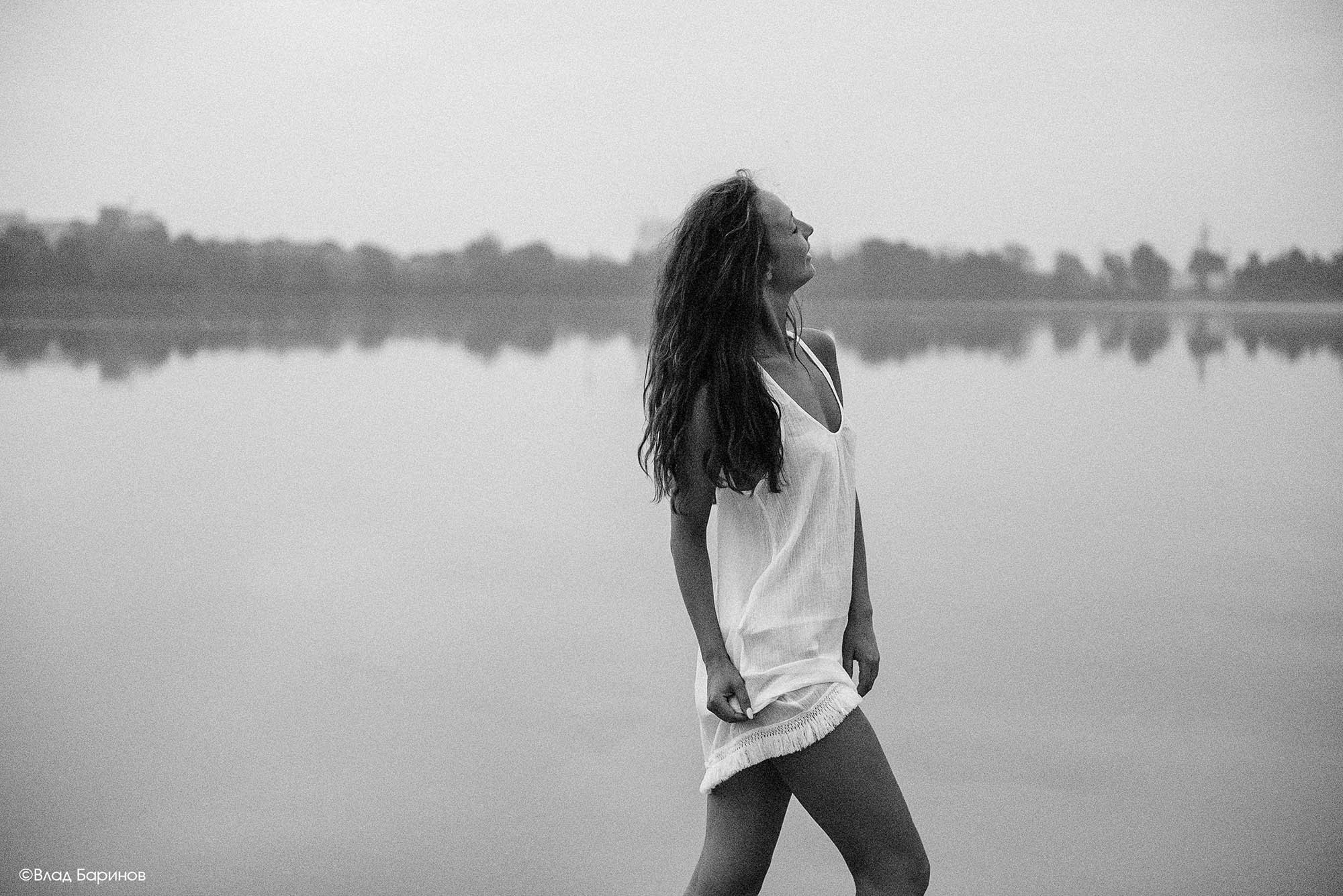 Черно-белая фотография сексуальная фотосессия в Нижнем Новгороде