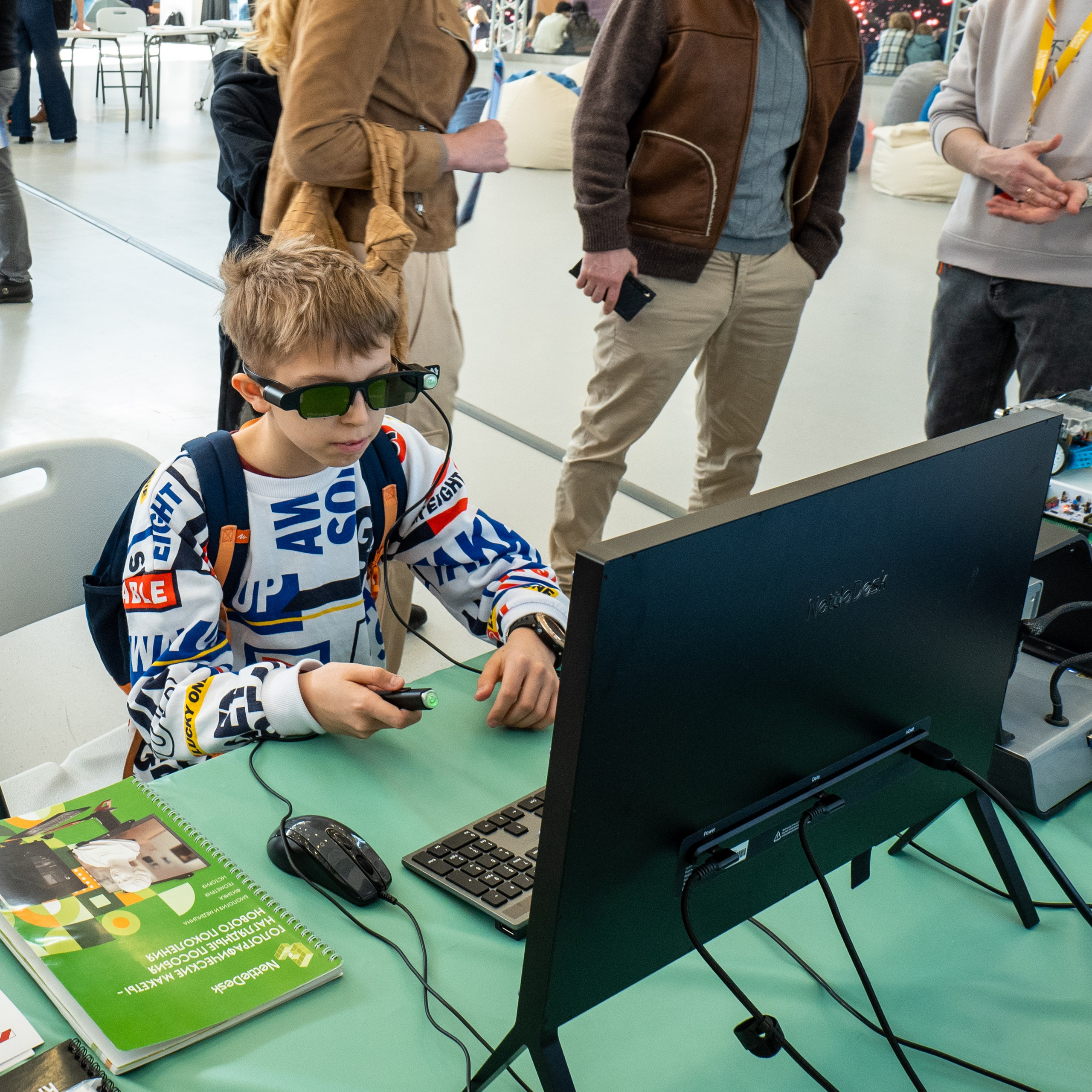 Репортажная съемка, мероприятия. Фотограф и видеограф в Москве Александр Вандышев