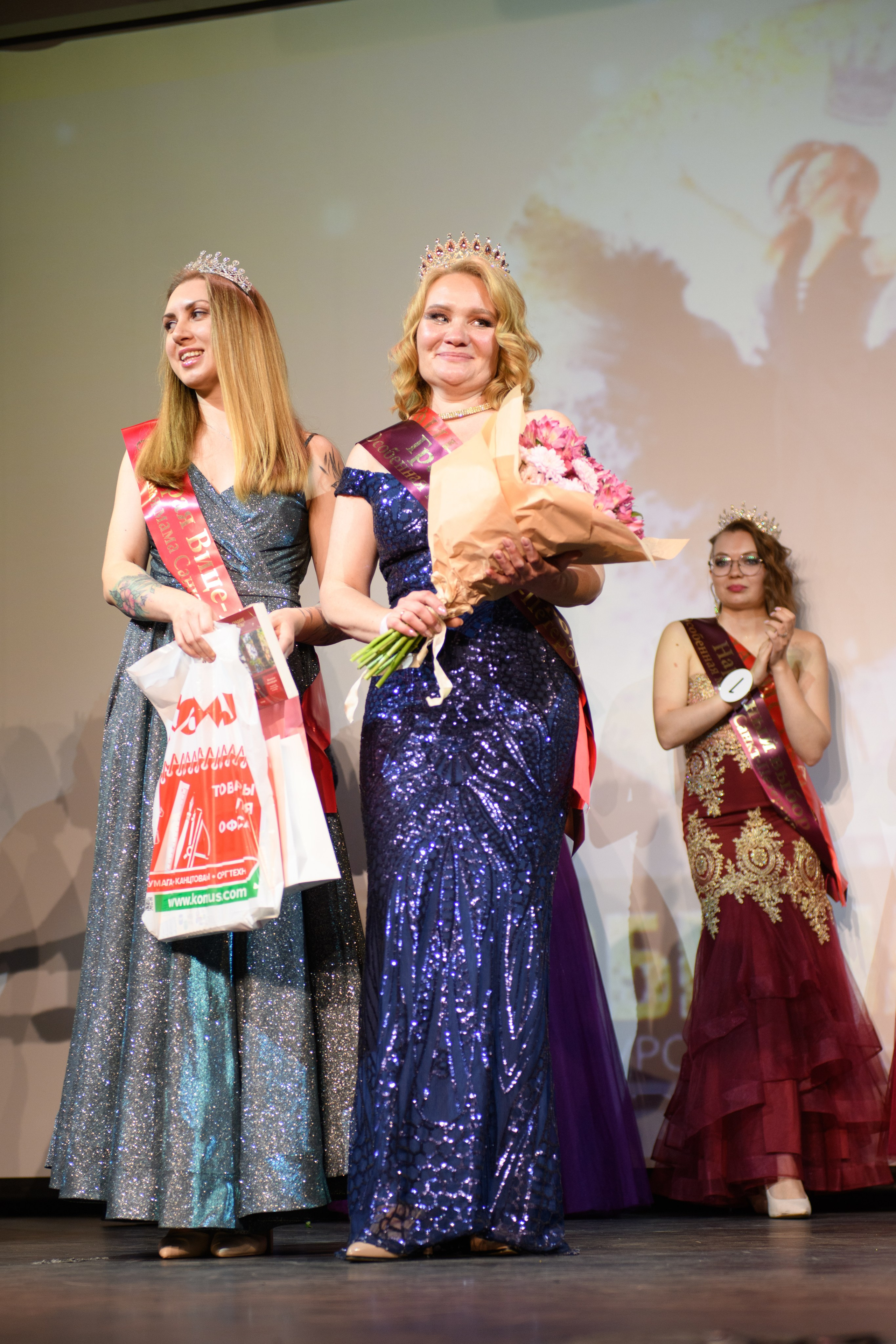 Финал конкурса красоты и материнства «Особенная мама». Организация и проведение фотосъемок в Санкт-Петербурге. Фотограф Смирягин Илья