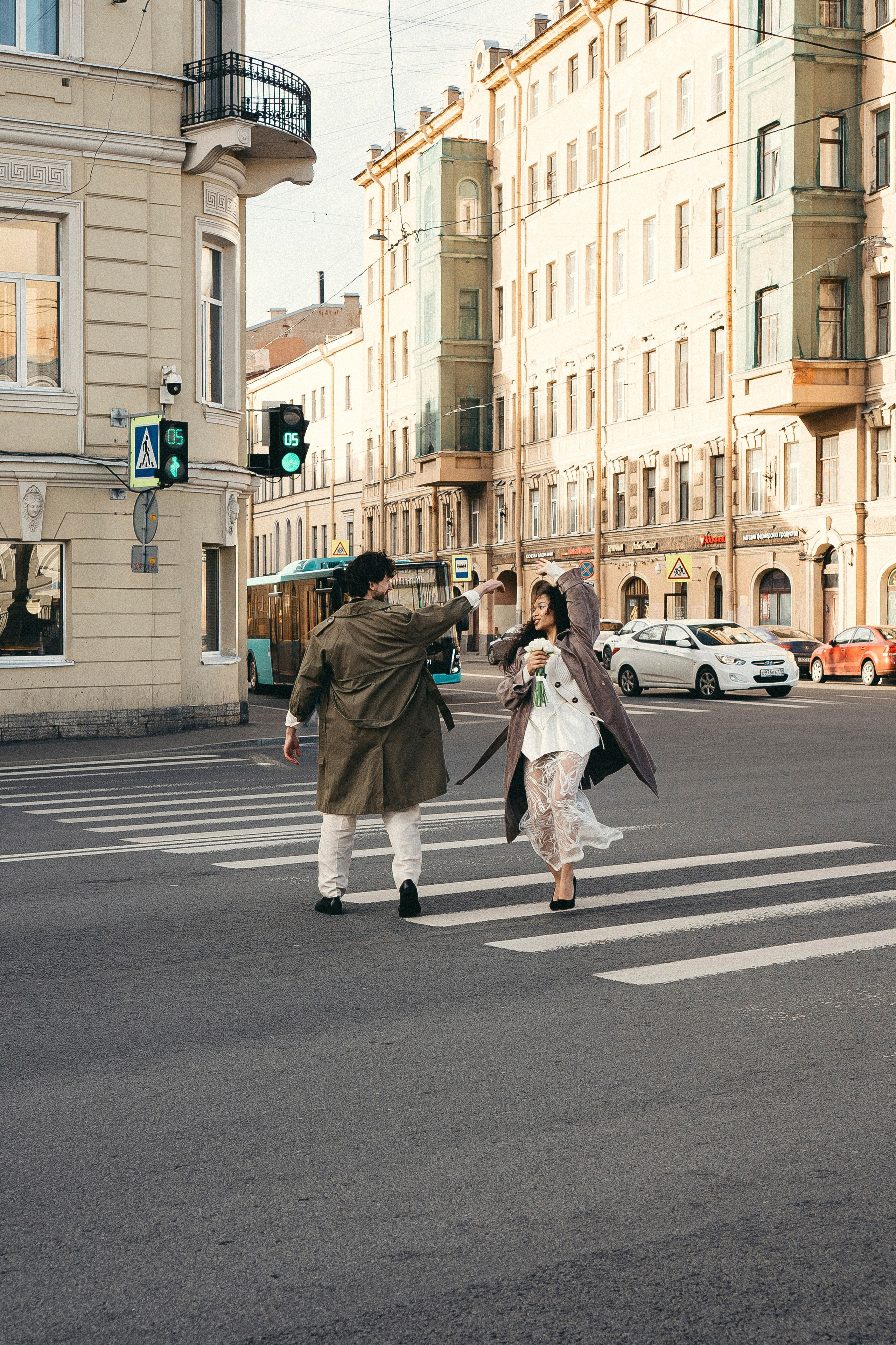 СВАДЕБНАЯ ПРОГУЛКА ПО ПЕТРОГРАДКЕ ВЕСНОЙ. СВАДЕБНАЯ ФОТОСЕССИИЯ НА ПЕТРОГРАДКЕ. Профессиональный фотограф, Санкт-Петербург — Виктория Богомолова