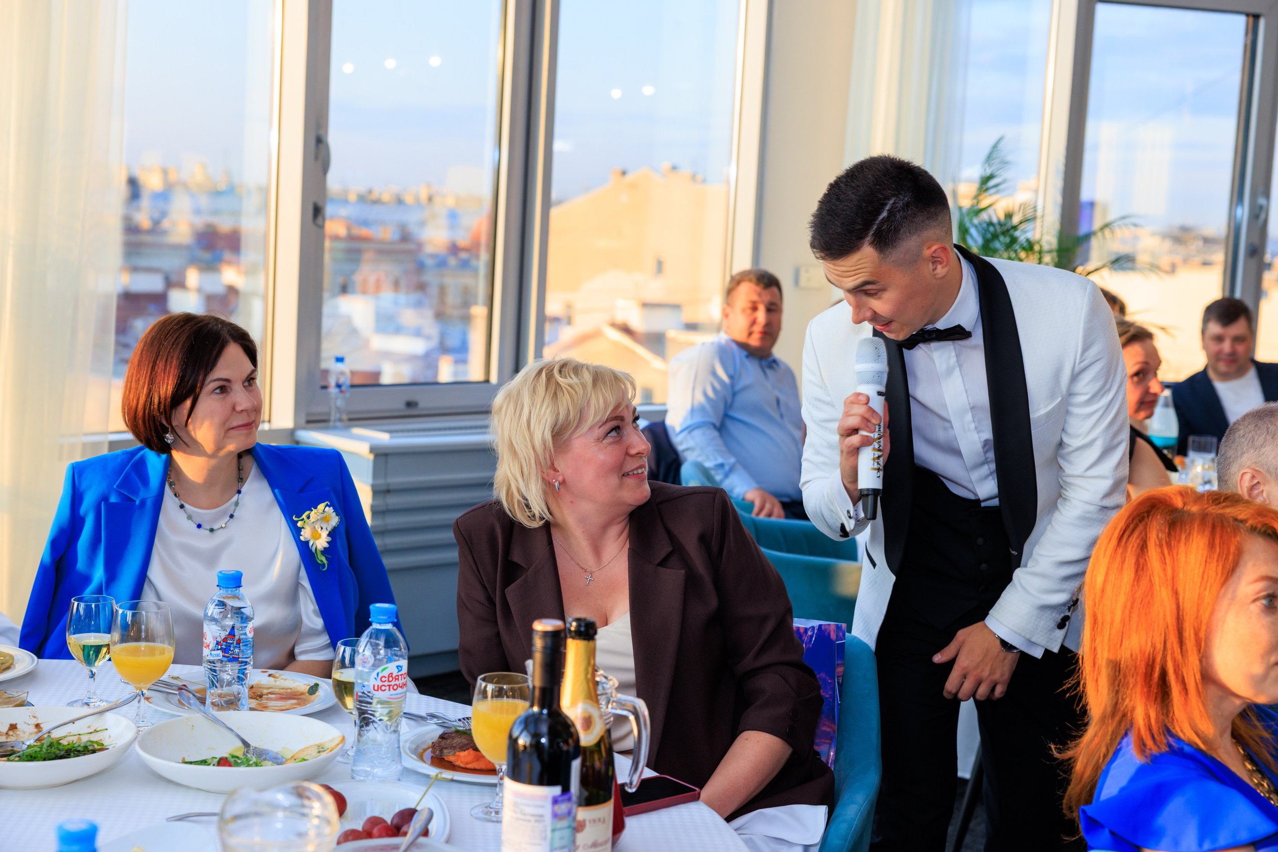 Выпускной лицея 244. Фотограф Александр Заломаев