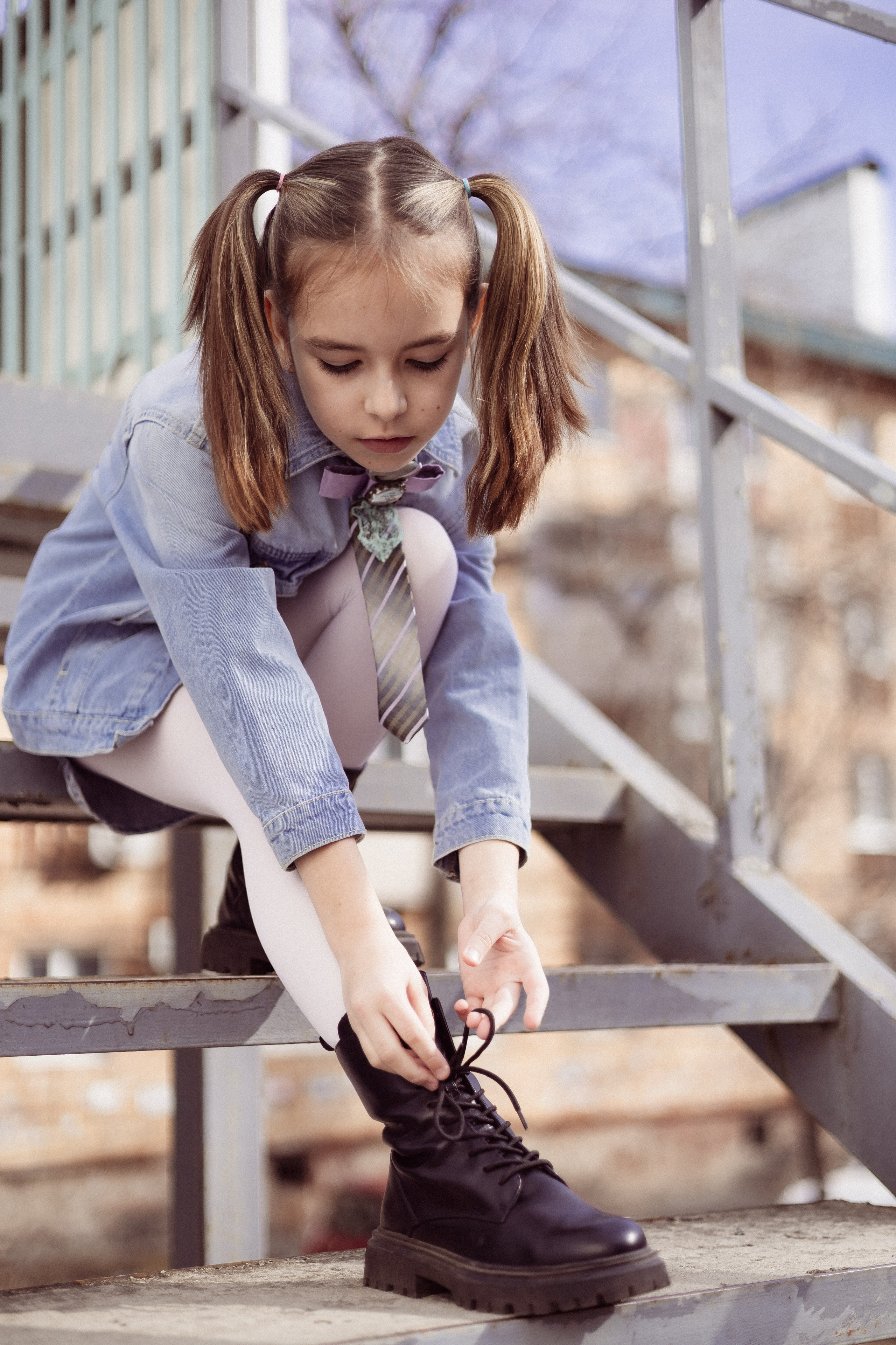 Галстук-переделка — стильное решение для оригинального образа девочки-подростка. Школа для девочек во Владивостоке — Само Совершенство