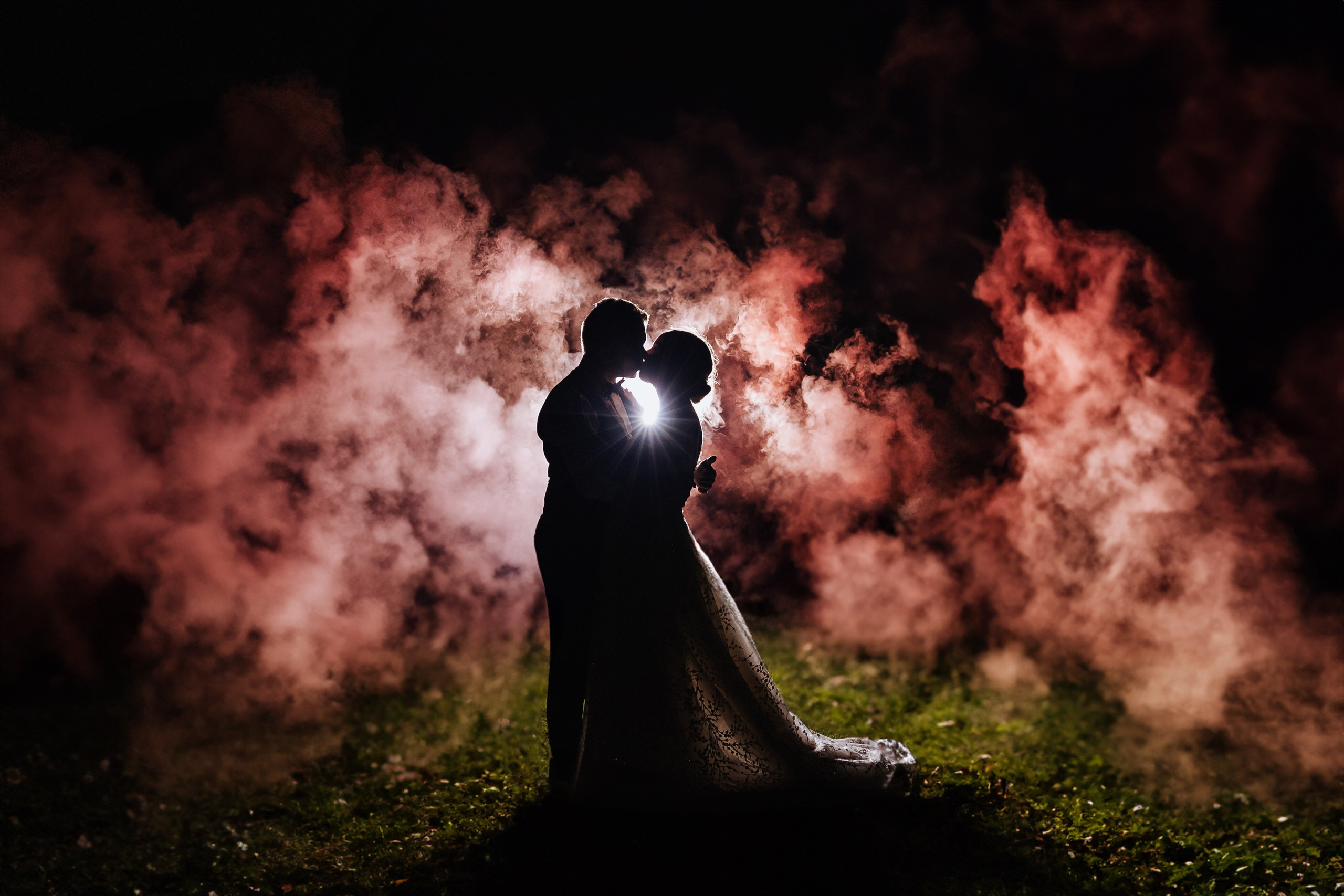 Golden Moments Editing — We do Wedding’s Retouch and Video Editing