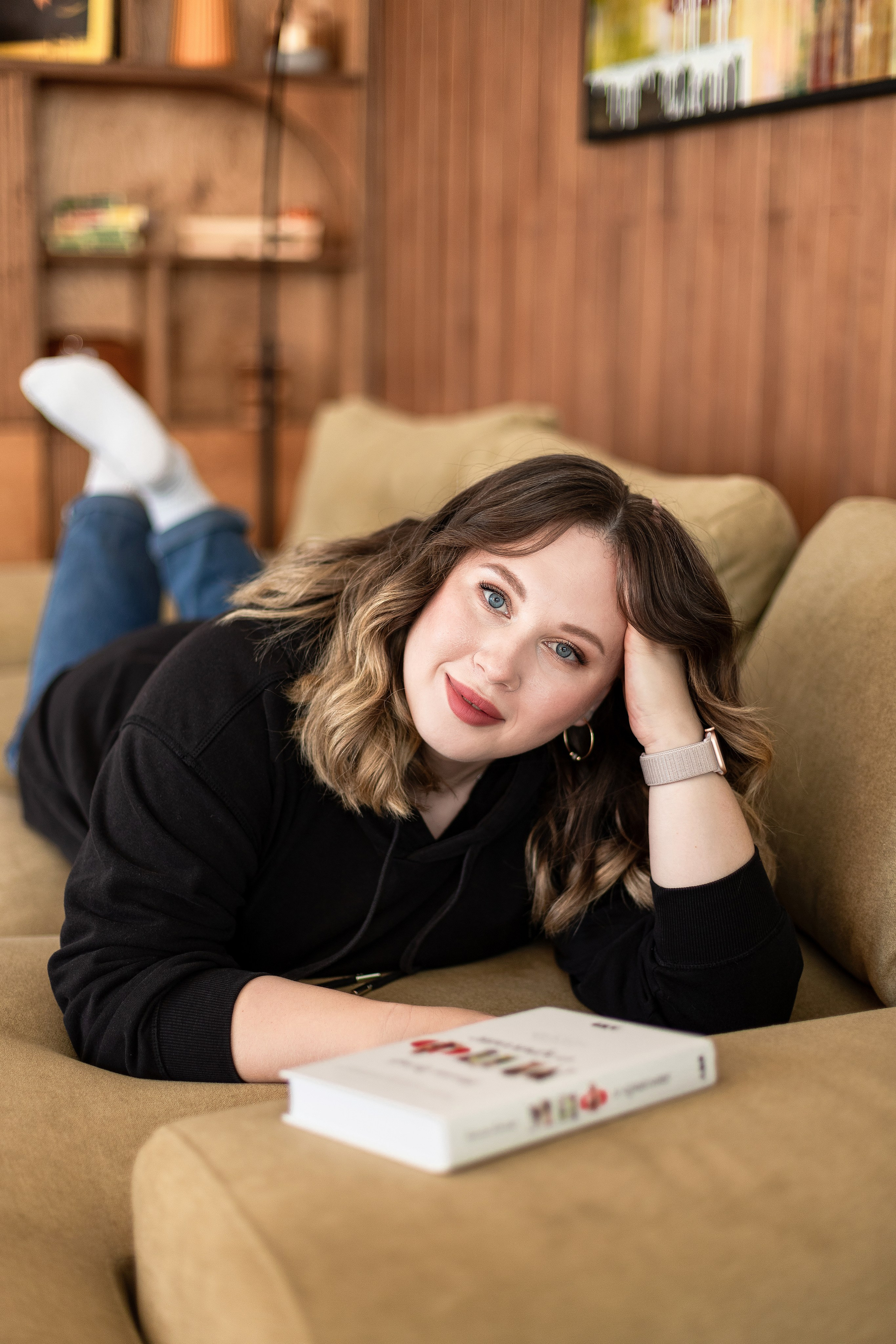 Съёмка в студии Зал Light-100 с террасой. КрисTina Олейник — твой фотограф Санкт-Петербург/Москва/Омск