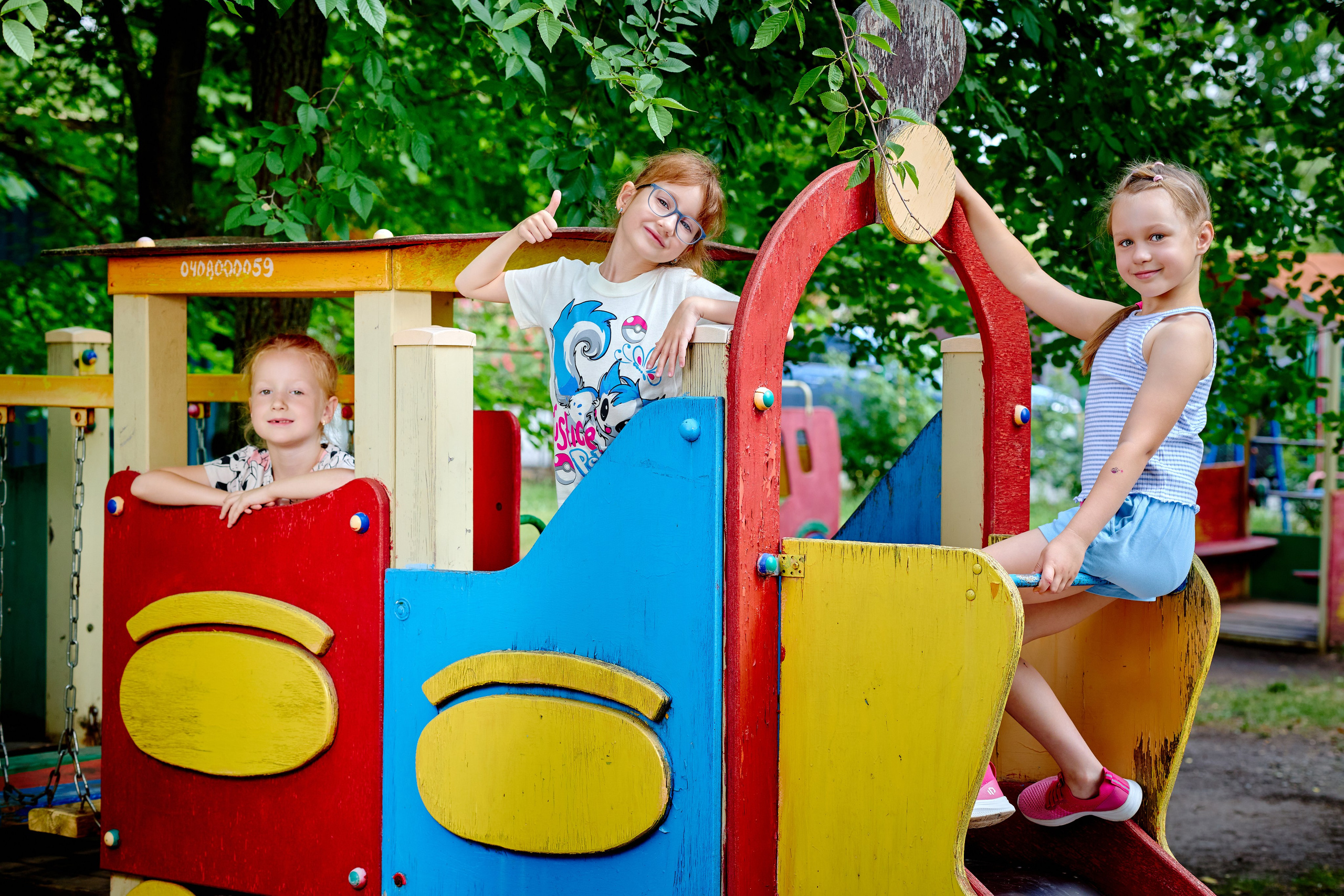 Пример летней съемки в детском саду № 92 Старшая группа Радуга. Фотограф Выпускные альбомы Таганрог Сергей Коробченко