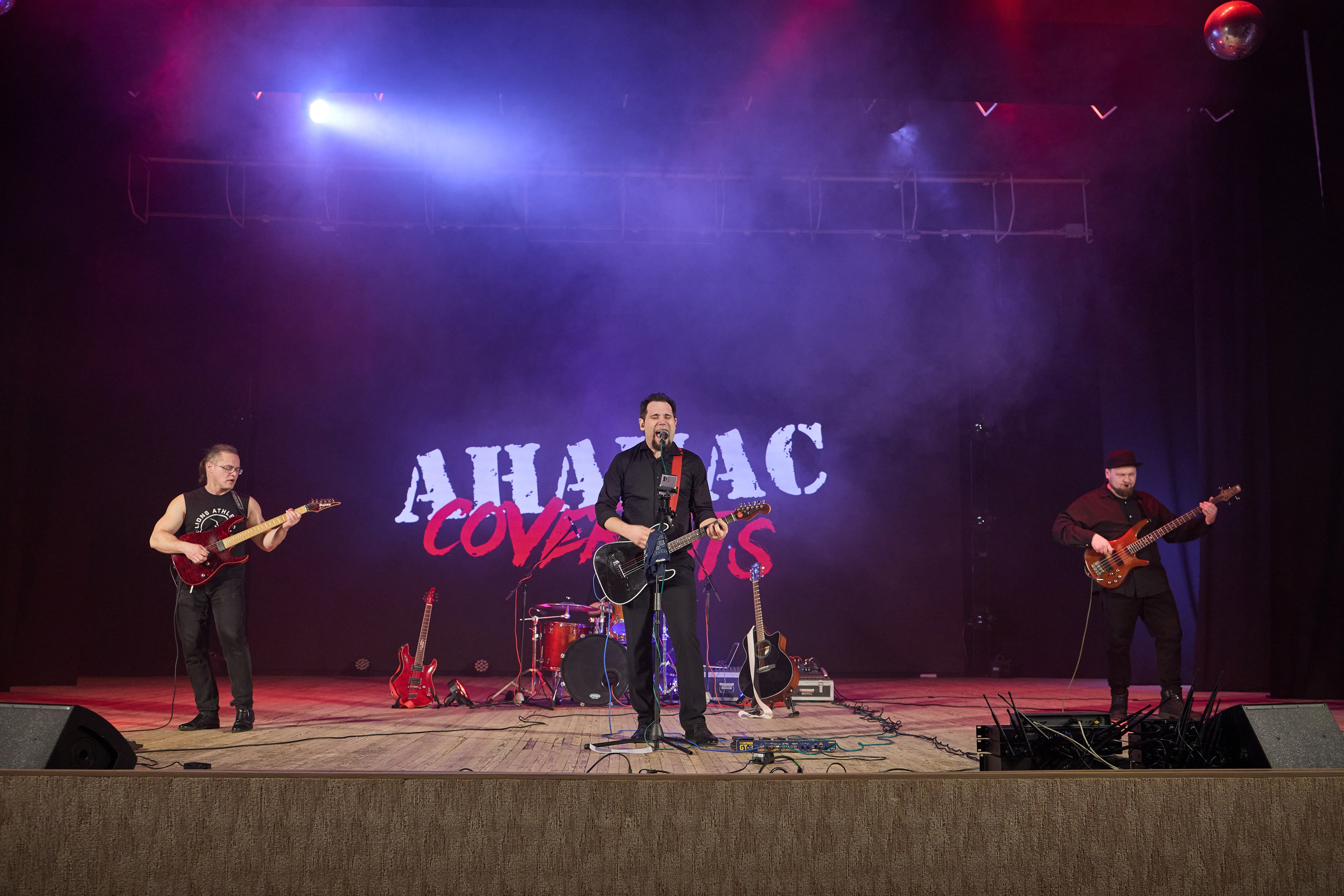 Гр. Ананас концерт 20.02.26. Фотограф видеооператор Пермский край, Пермь, Оса Руслан Саматов