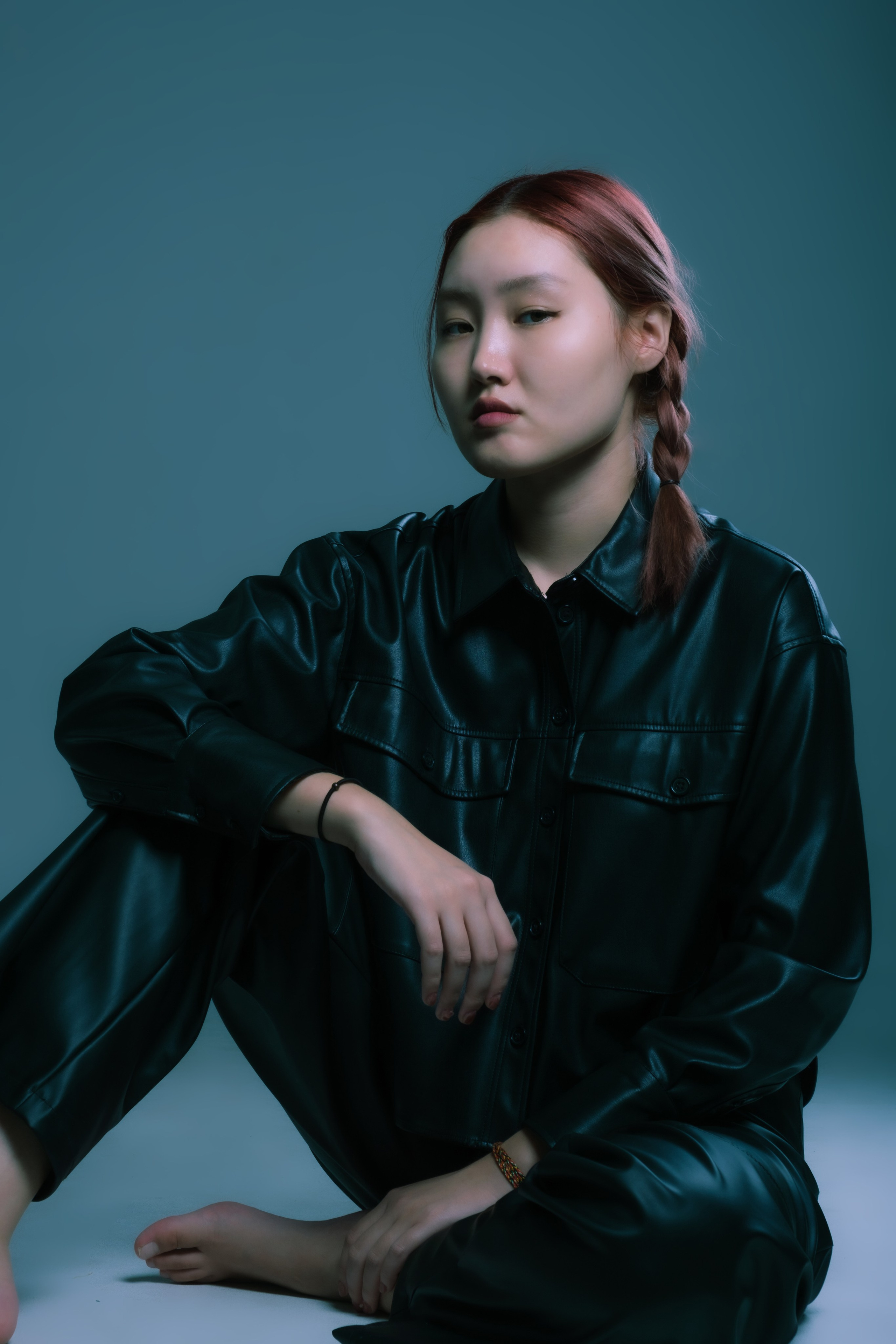 Схемы света и национальный костюм. Мари — фотограф и видеограф из Москвы