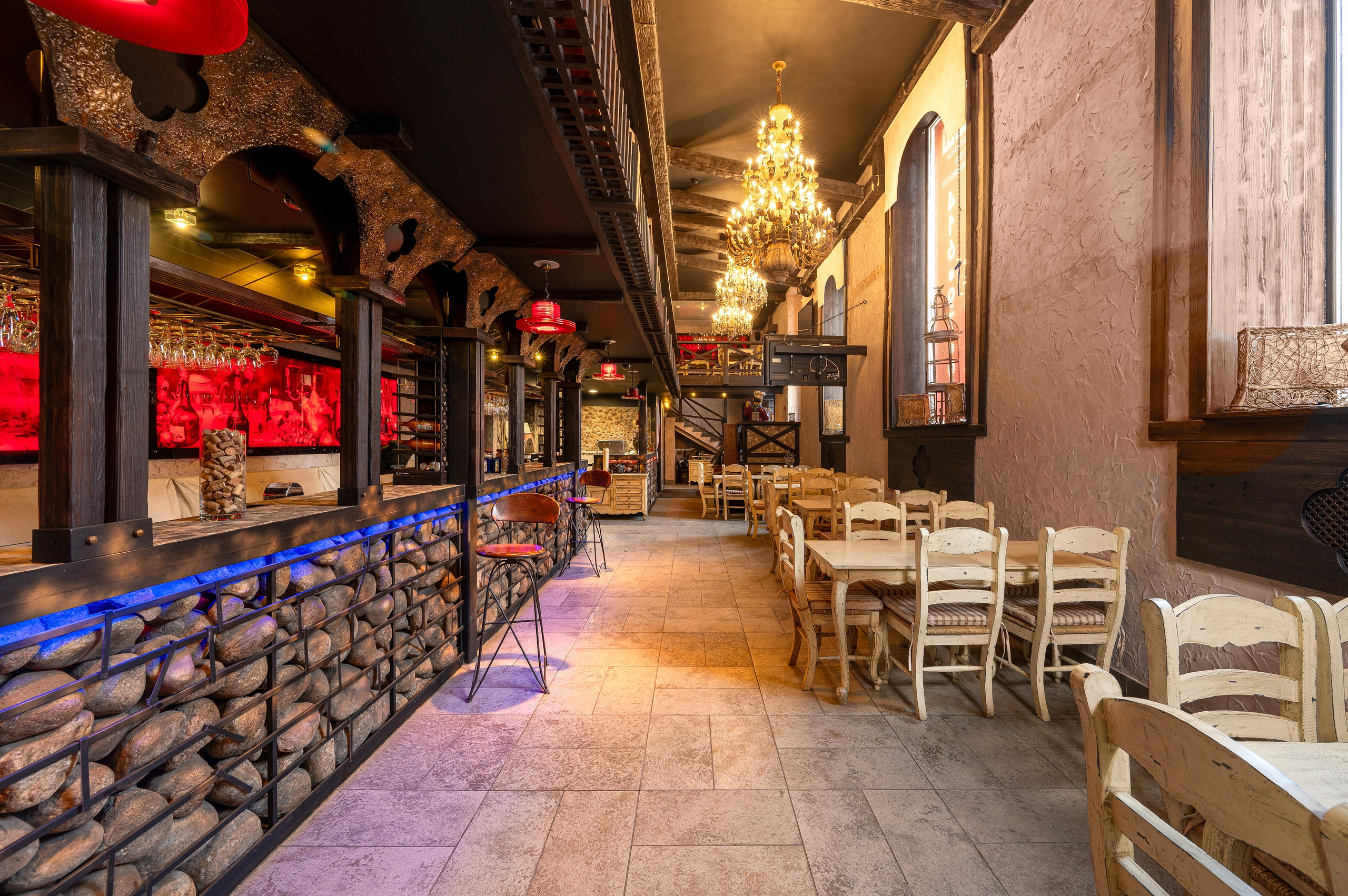 Ресторан на продажу. Интерьерный фотограф. Фото- видеосъемка недвижимости Санкт-Петербург