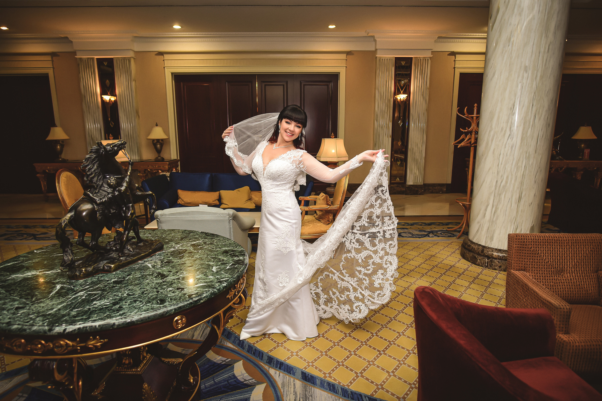 Съемка в студии, гостинице. Семейный и свадебный фотограф в Донецке Донская Анастасия