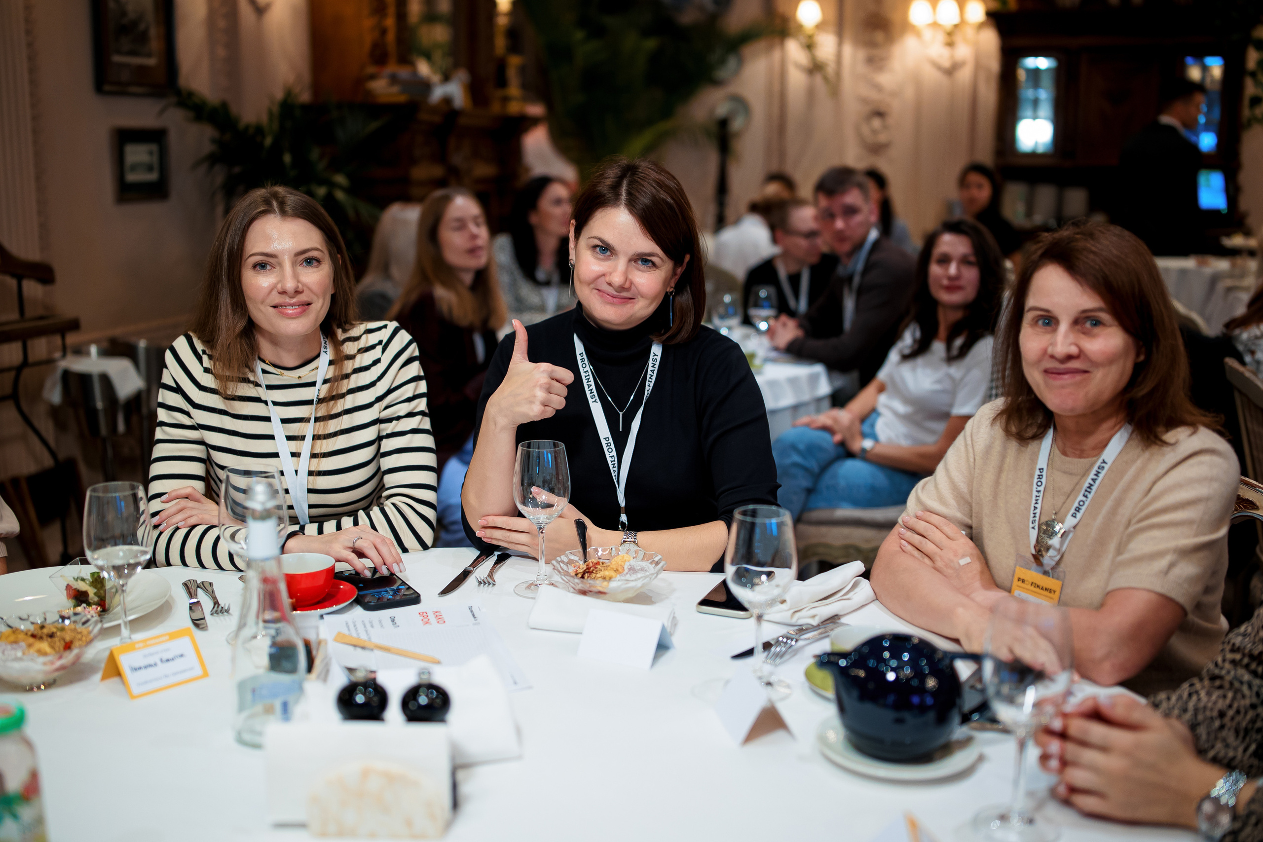 Завтрак закрытого клуба инвесторов Pro.Finansy. Репортажный фотограф Семён Борисов | Москва