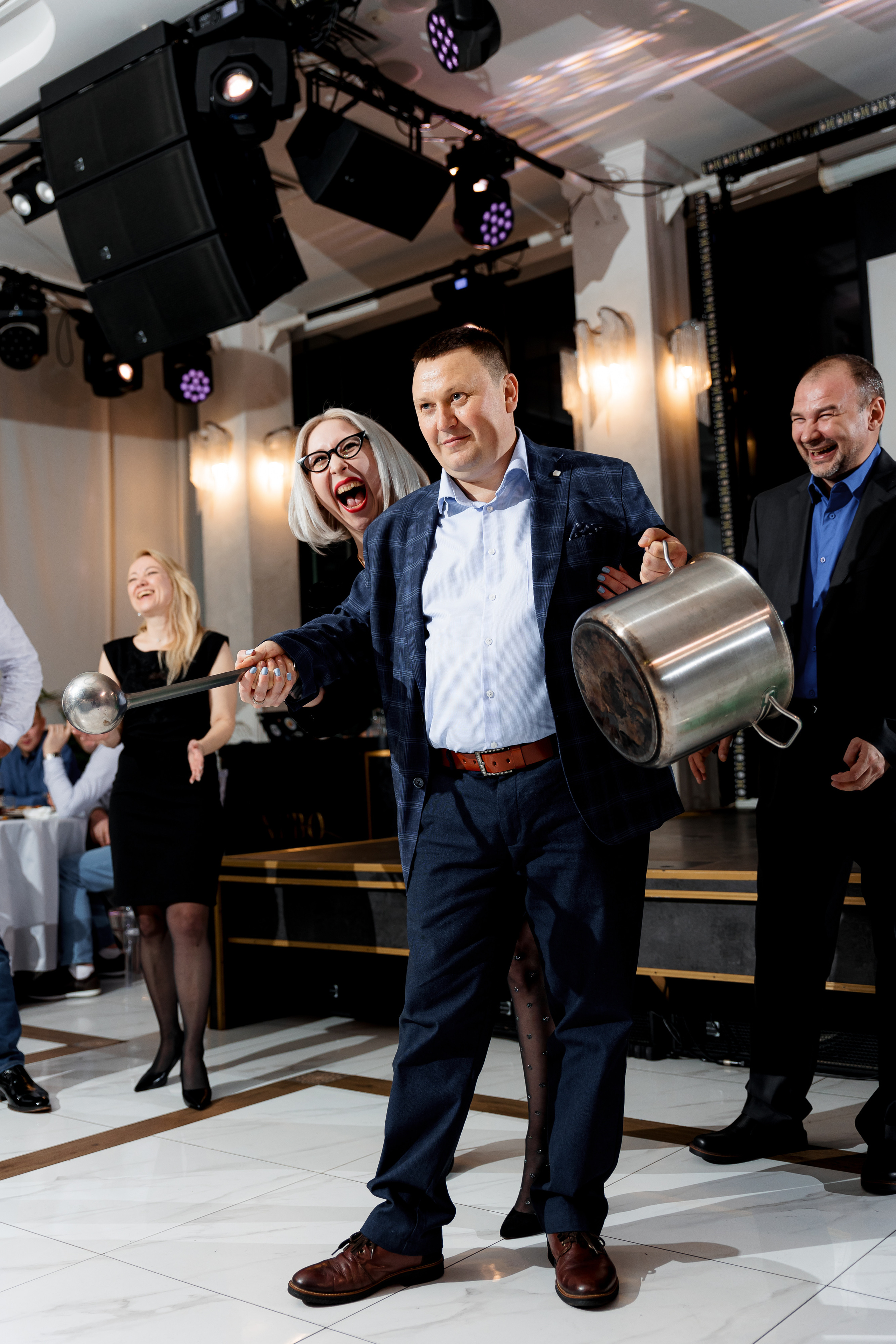 Новогодний корпоратив компании ООО «Новострой». Репортажный фотограф Семён Борисов | Москва