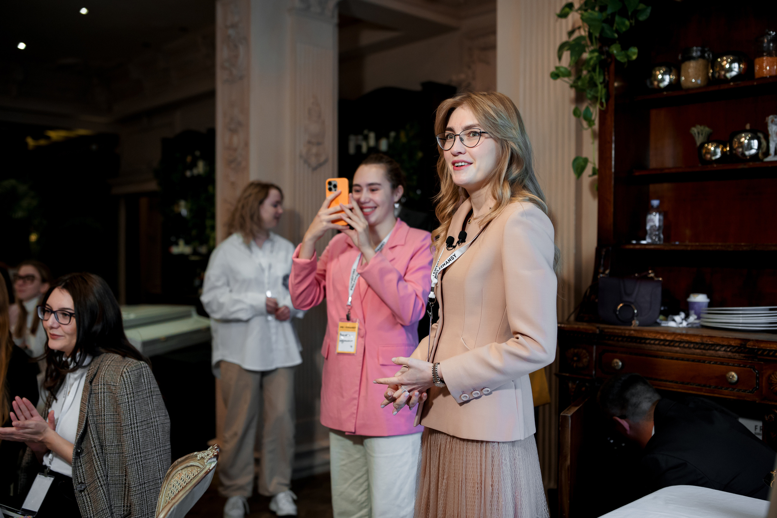 Завтрак закрытого клуба инвесторов Pro.Finansy. Репортажный фотограф Семён Борисов | Москва