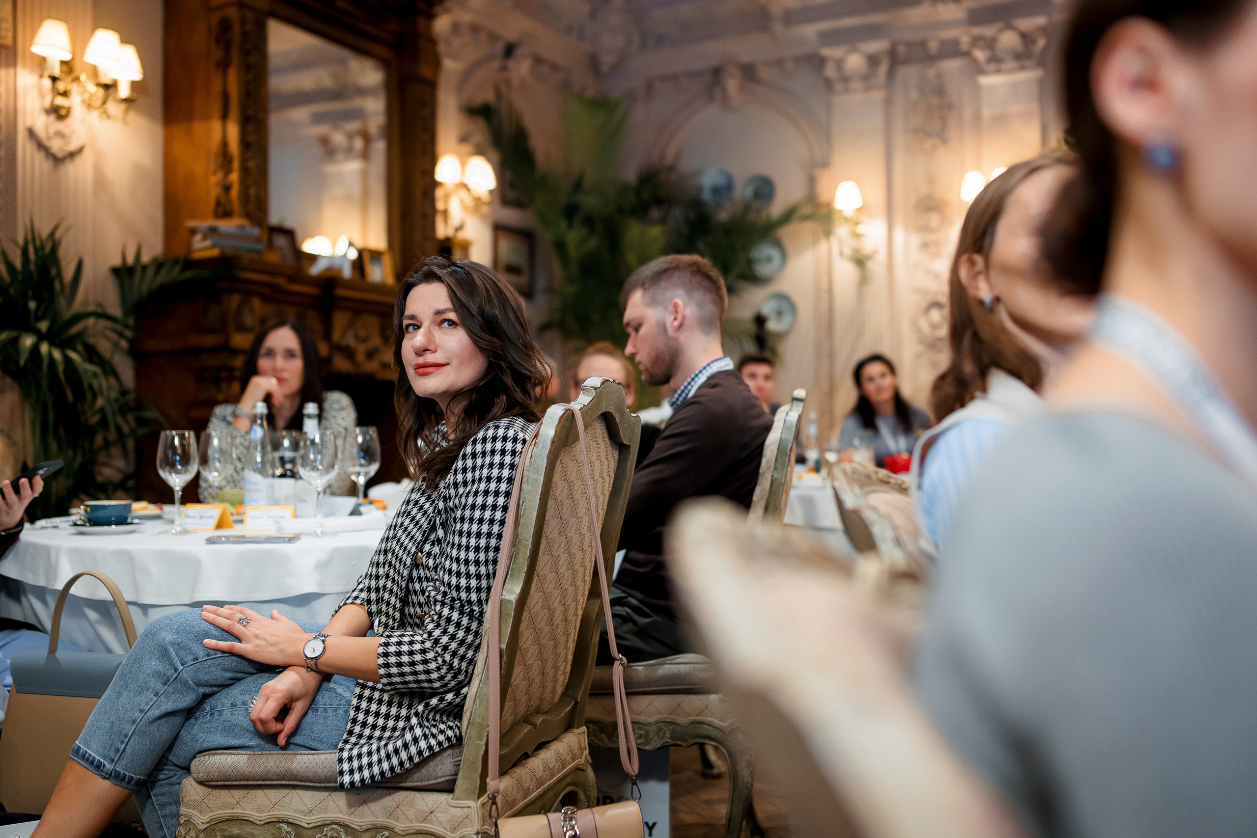 Завтрак закрытого клуба инвесторов Pro.Finansy. Репортажный фотограф Семён Борисов | Москва