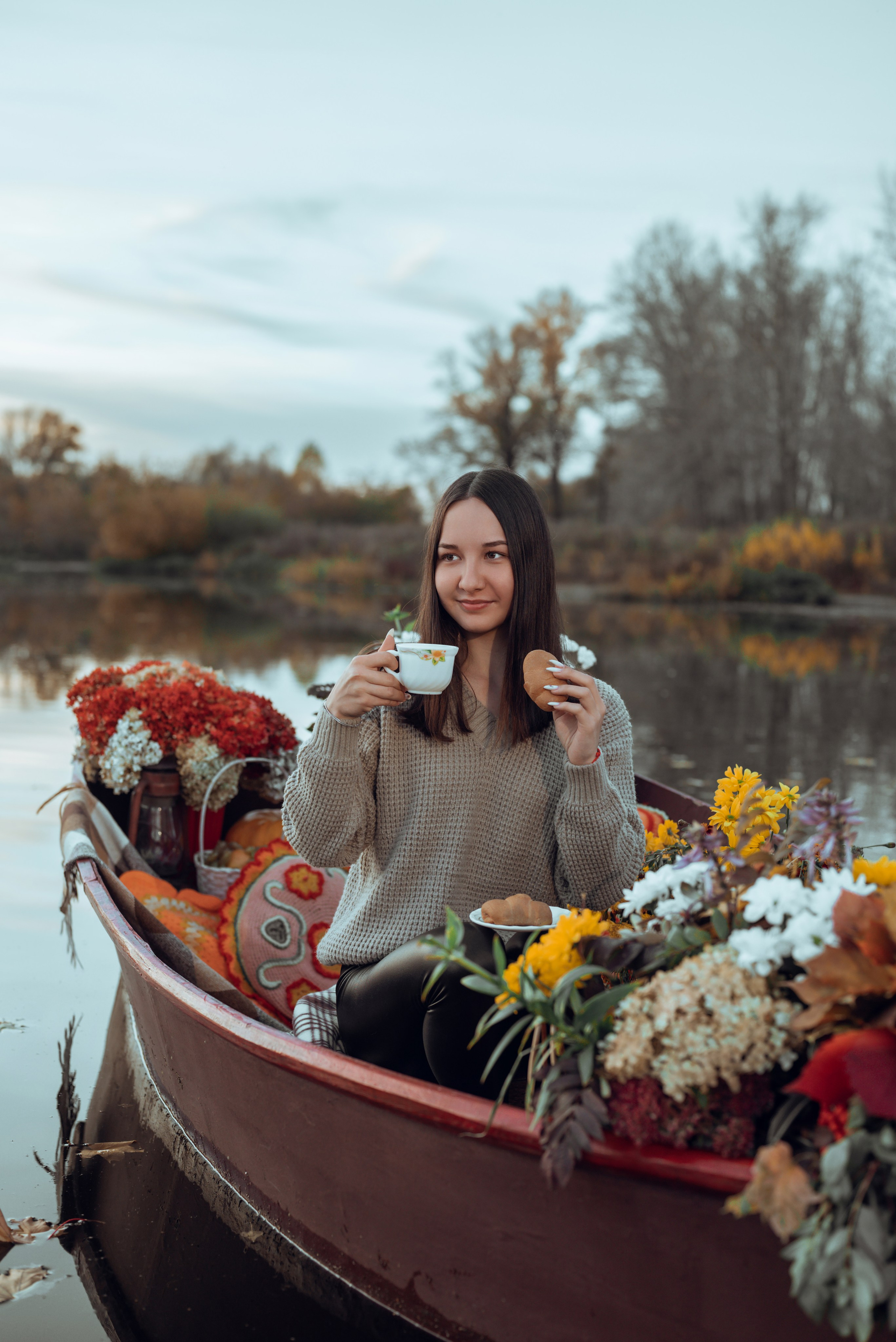 Фотопроект с осенней лодкой. Фотограф в городе Салават