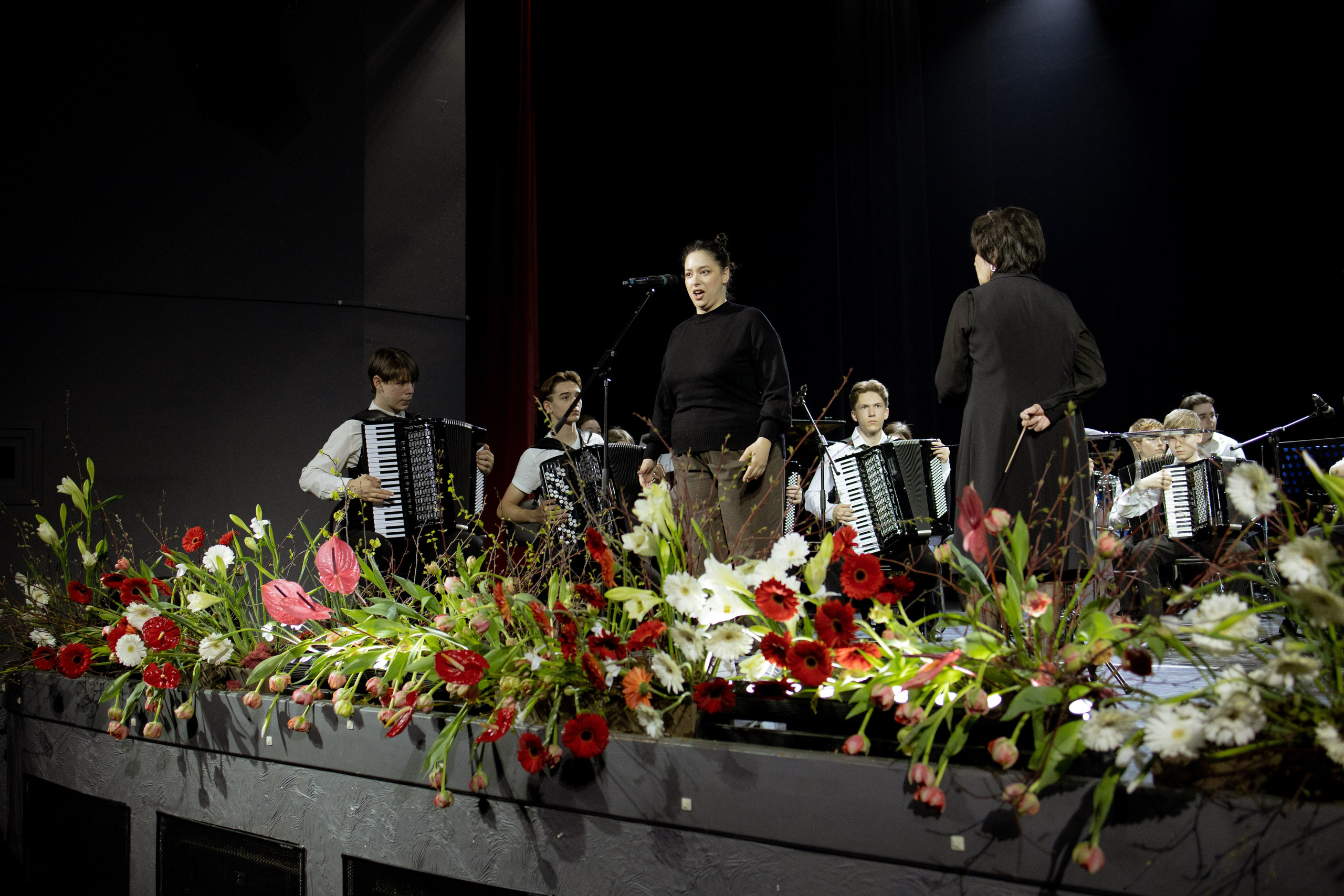 Оформление Отчетного концерта Музыкальной школы Глазунова. Оформление свадеб, декор свадеб Вера Маркова, Москва