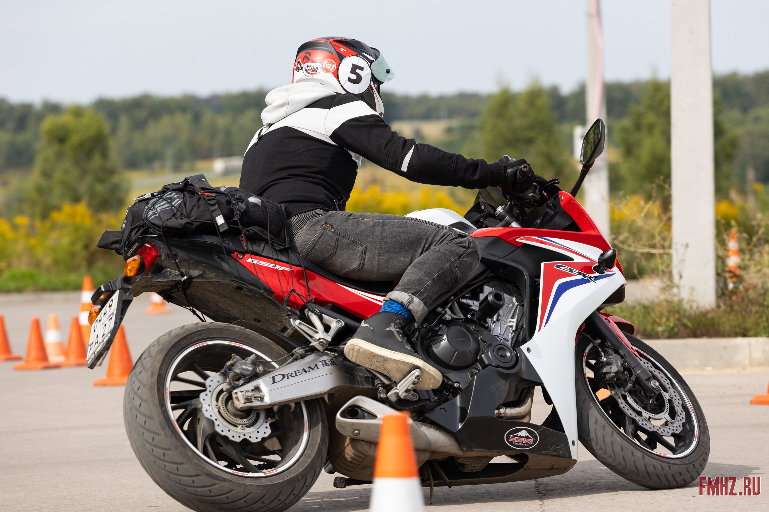 Мотоцунами. Фотограф Ольга Гирусова «Пантерочка» Москва