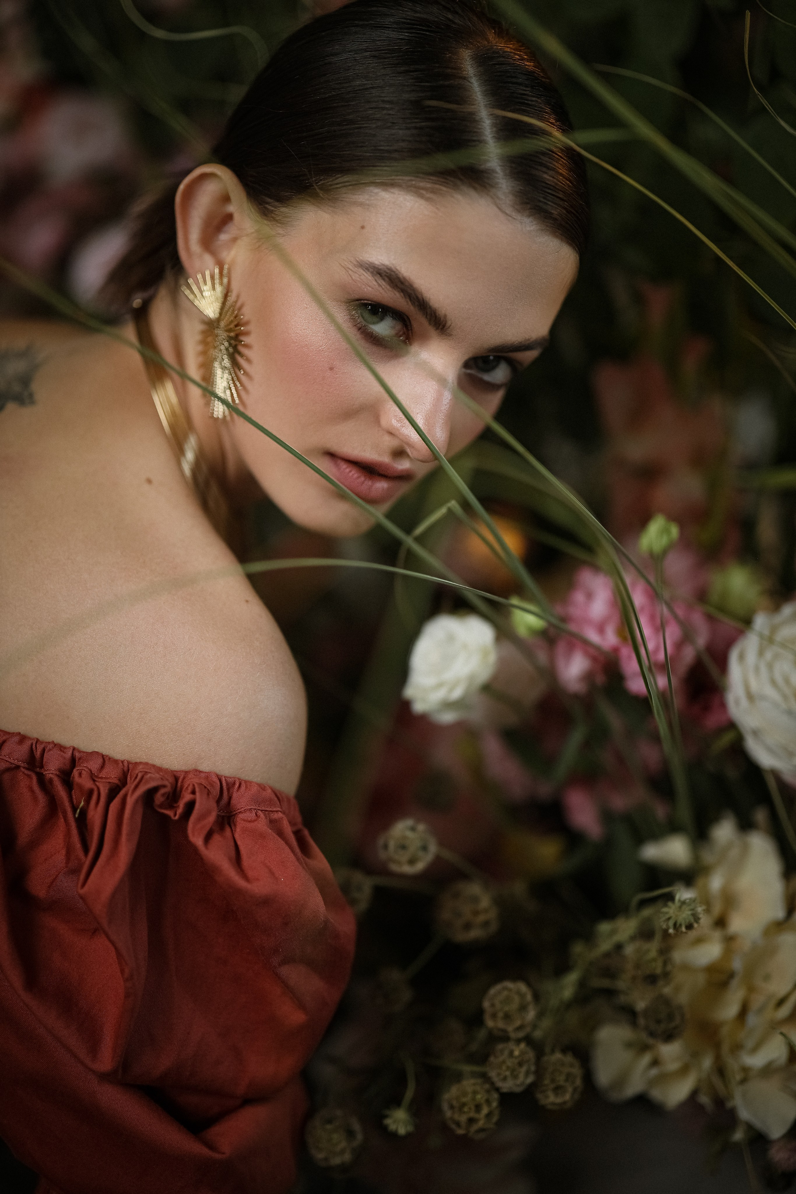 Фотосессия с цветами. Свадебный и семейный фотограф в Абхазии Жанна Соснина