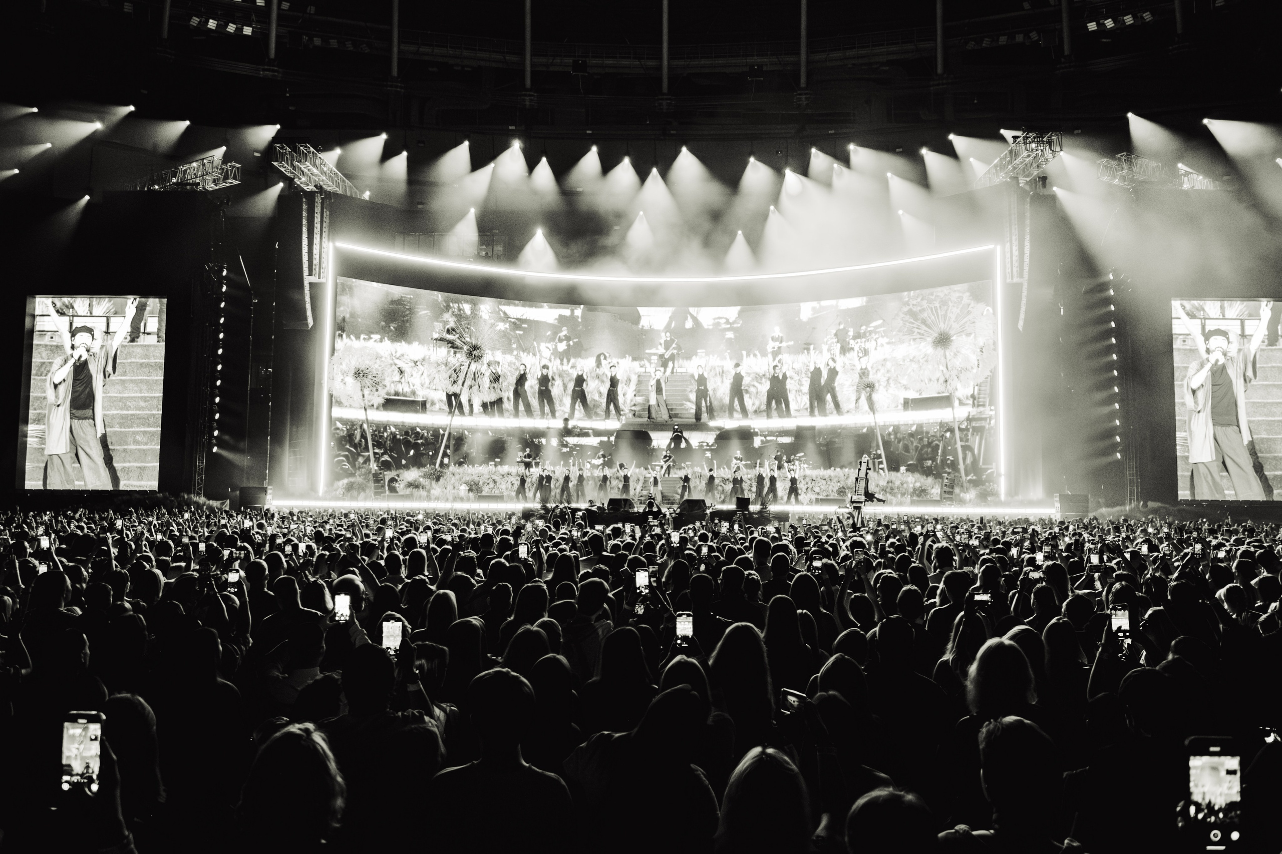 МОТ В ВТБ АРЕНЕ 31.08.25. Концертный и репортажный фотограф в Москве и Санкт-Петербурге Мария