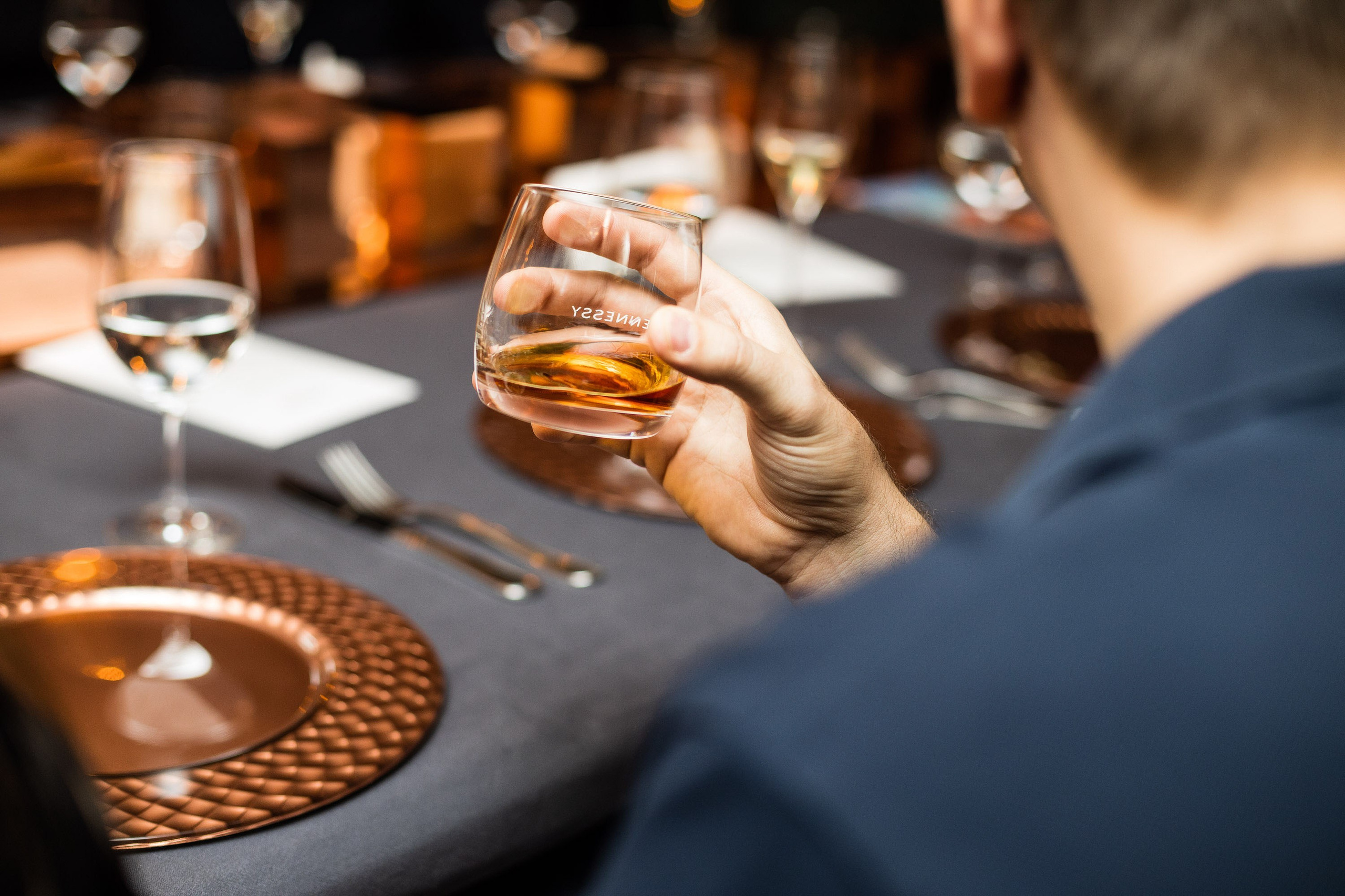 Hennesy Evening. Руслан Плахтеев