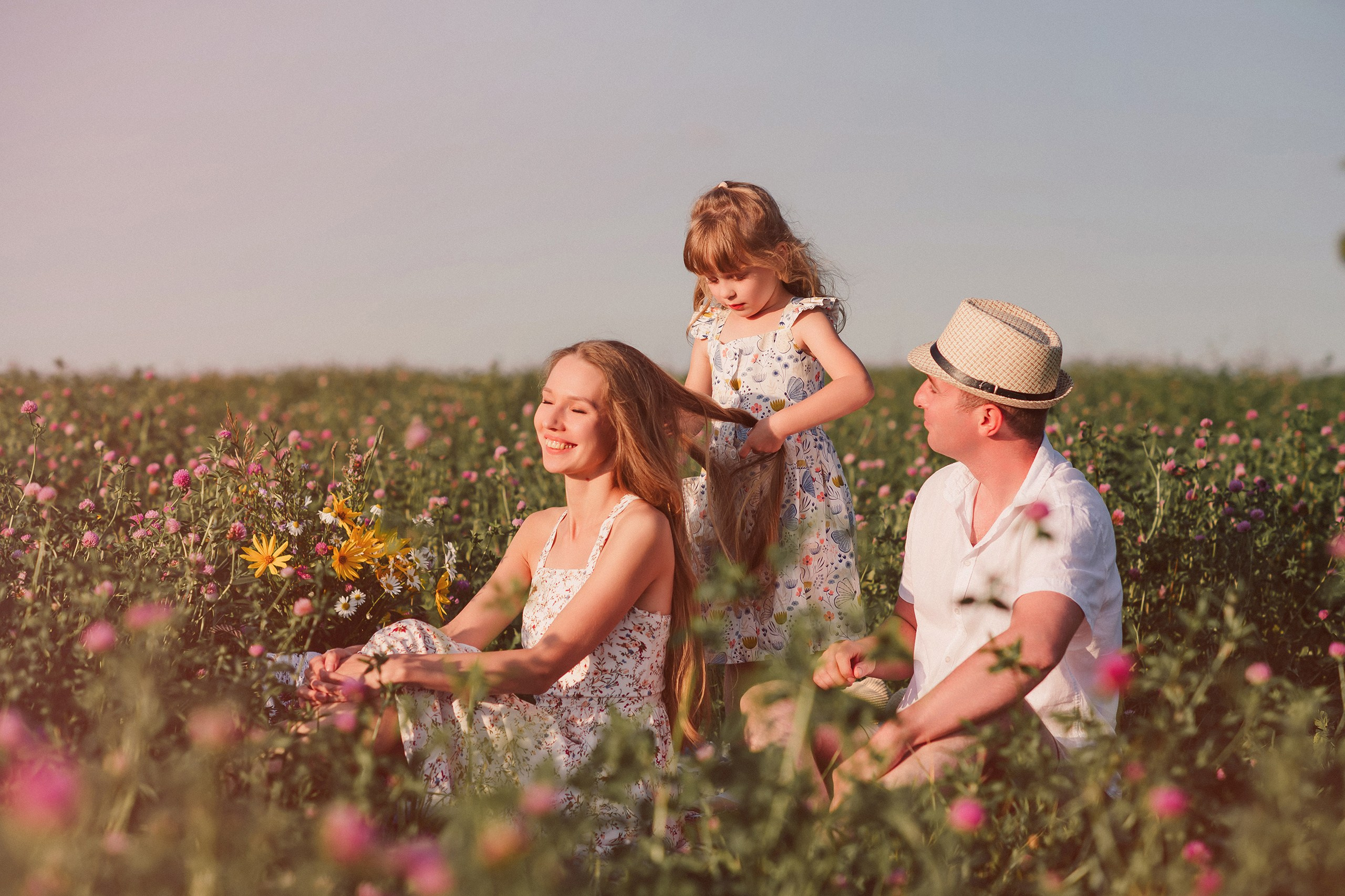Лето. Поле. Семья. Семейный и Свадебный фотограф. Санкт-Петербург. Пушкин
