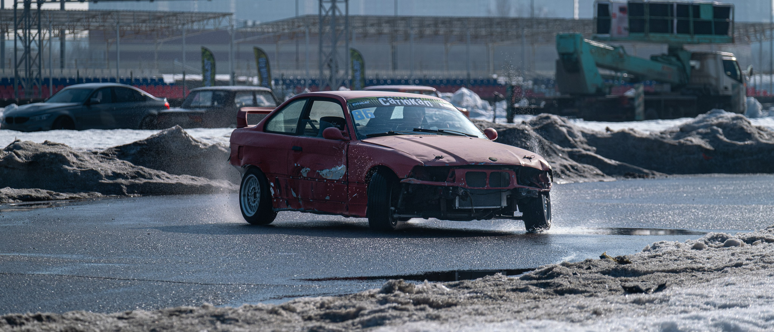 Спортивная автомобильная съемка. Malenkyia