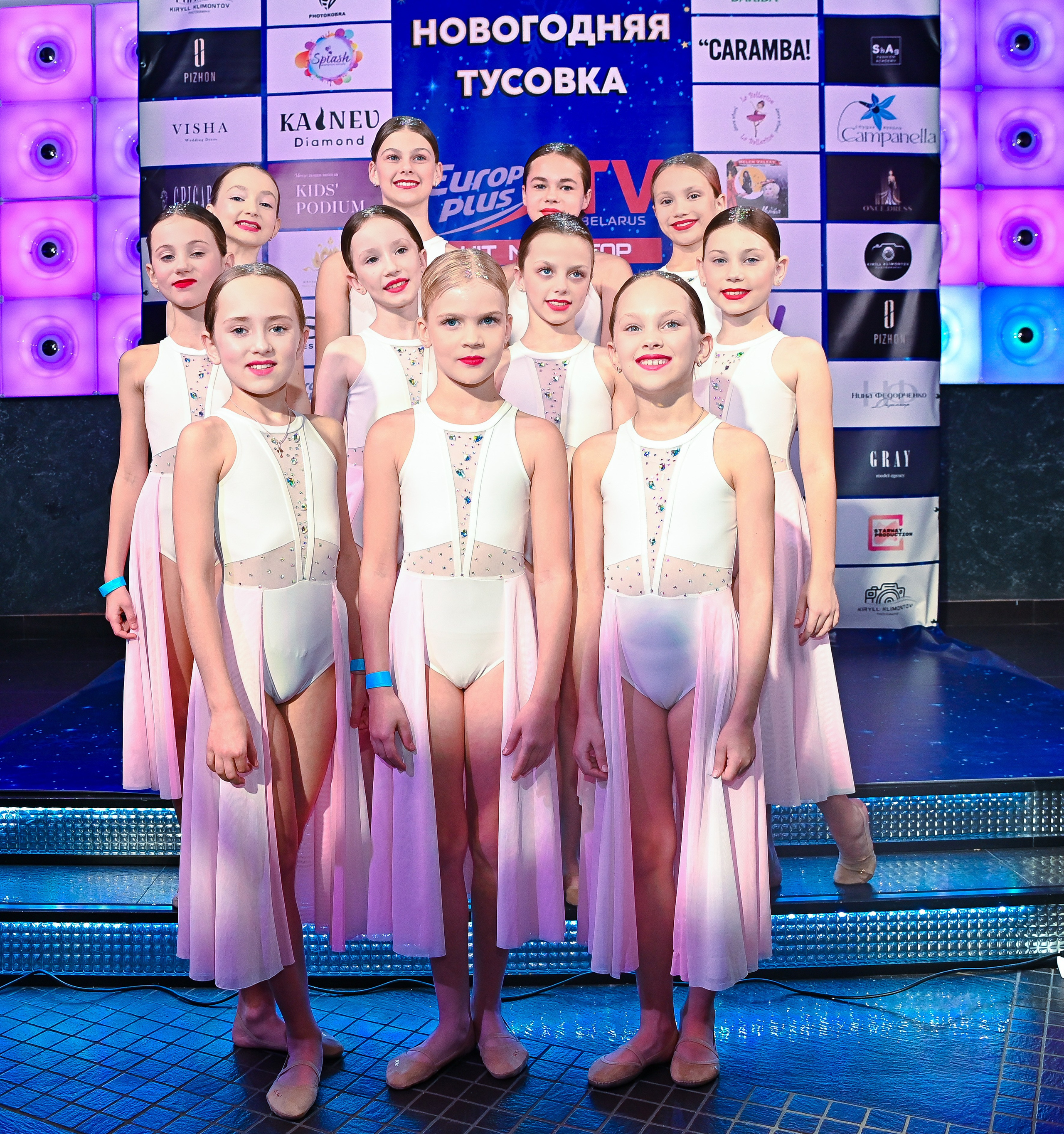 Большая новогодняя тусовка. Фотоуслуги, услуги фотографа, фотографирование важных событий