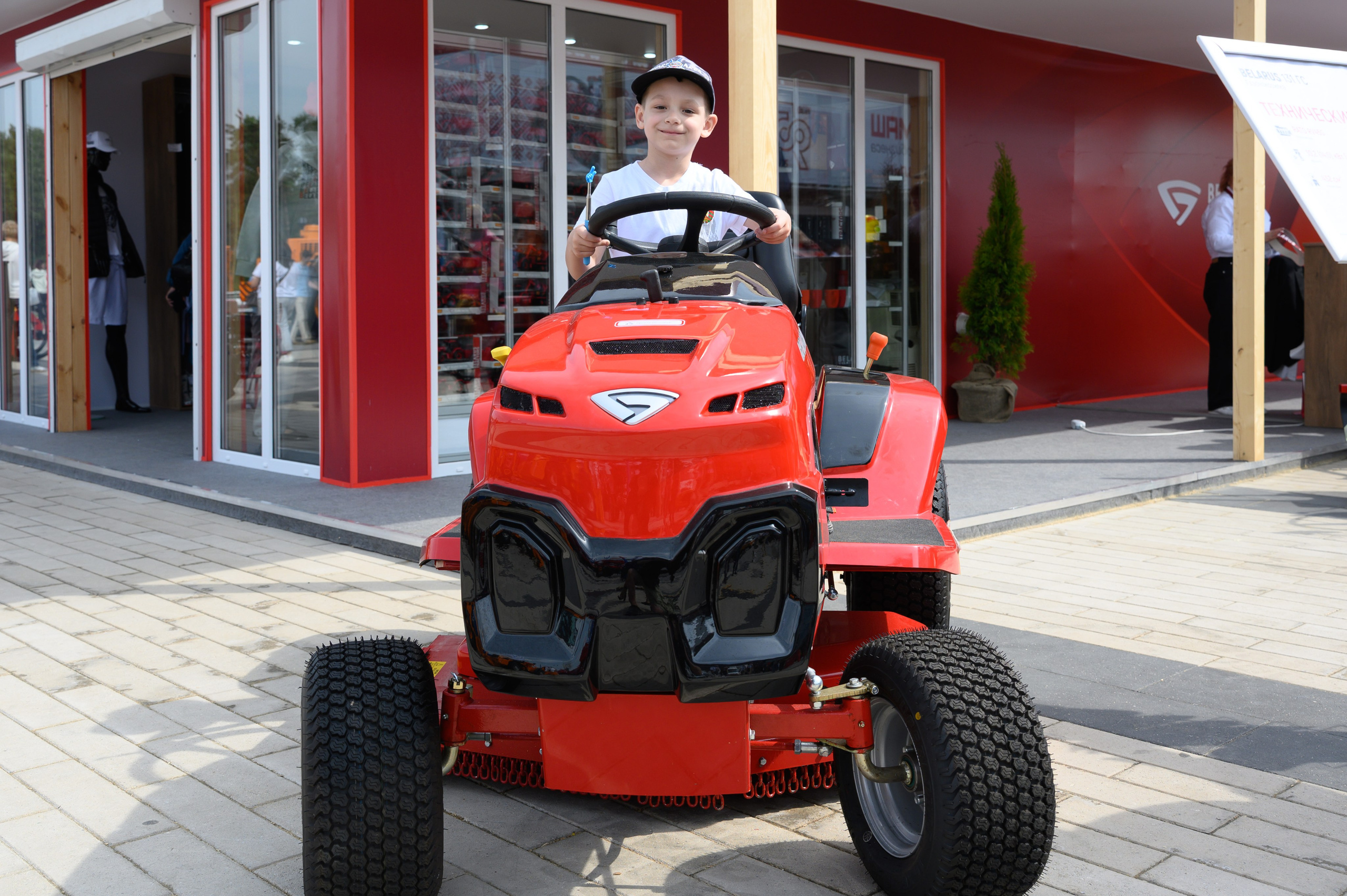 Агровыставка. Фотоуслуги, услуги фотографа, фотографирование важных событий