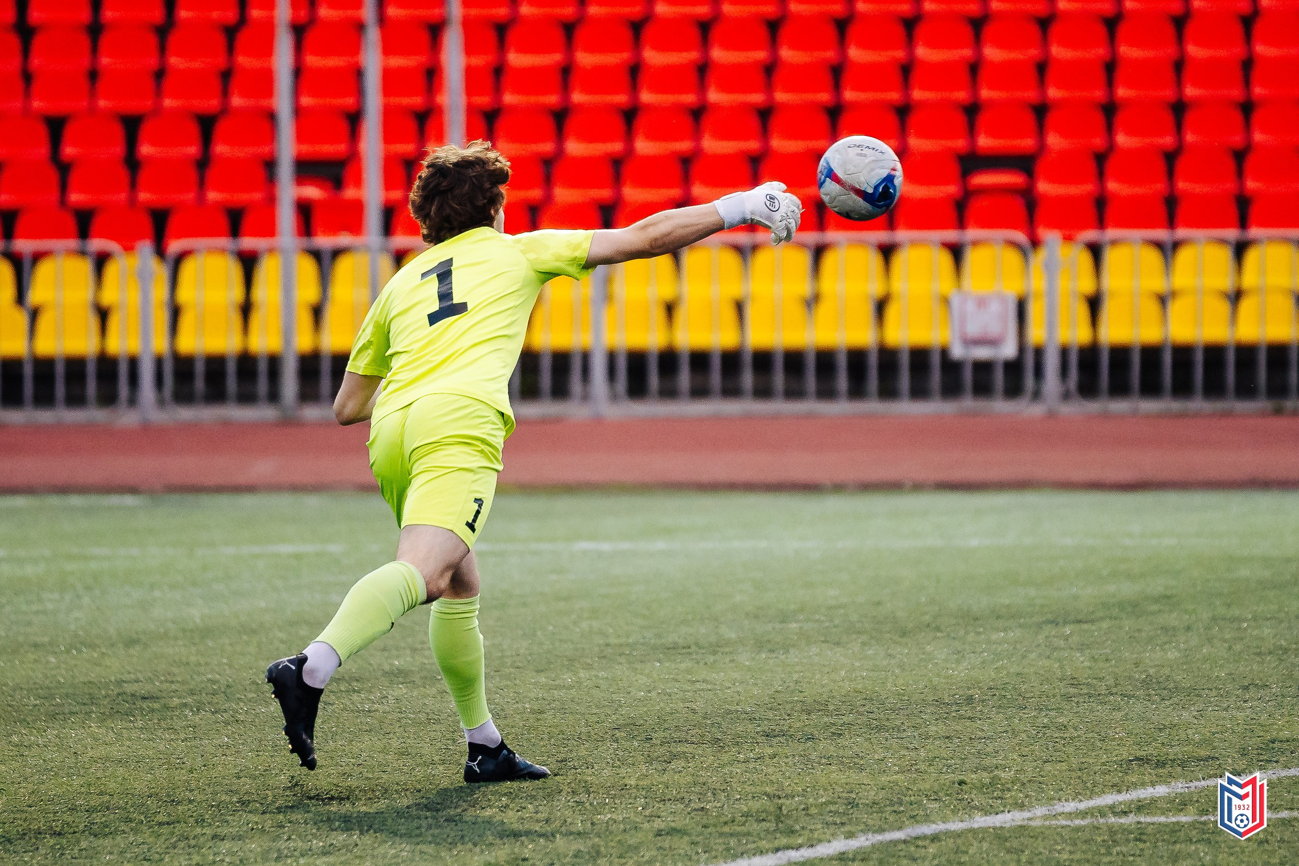 ФК «Металлург-Магнитогорск» — «СибГУФК Иртыш-2» // 21.09.24. Денис Прохоров Фотограф в г. Магнитогорск