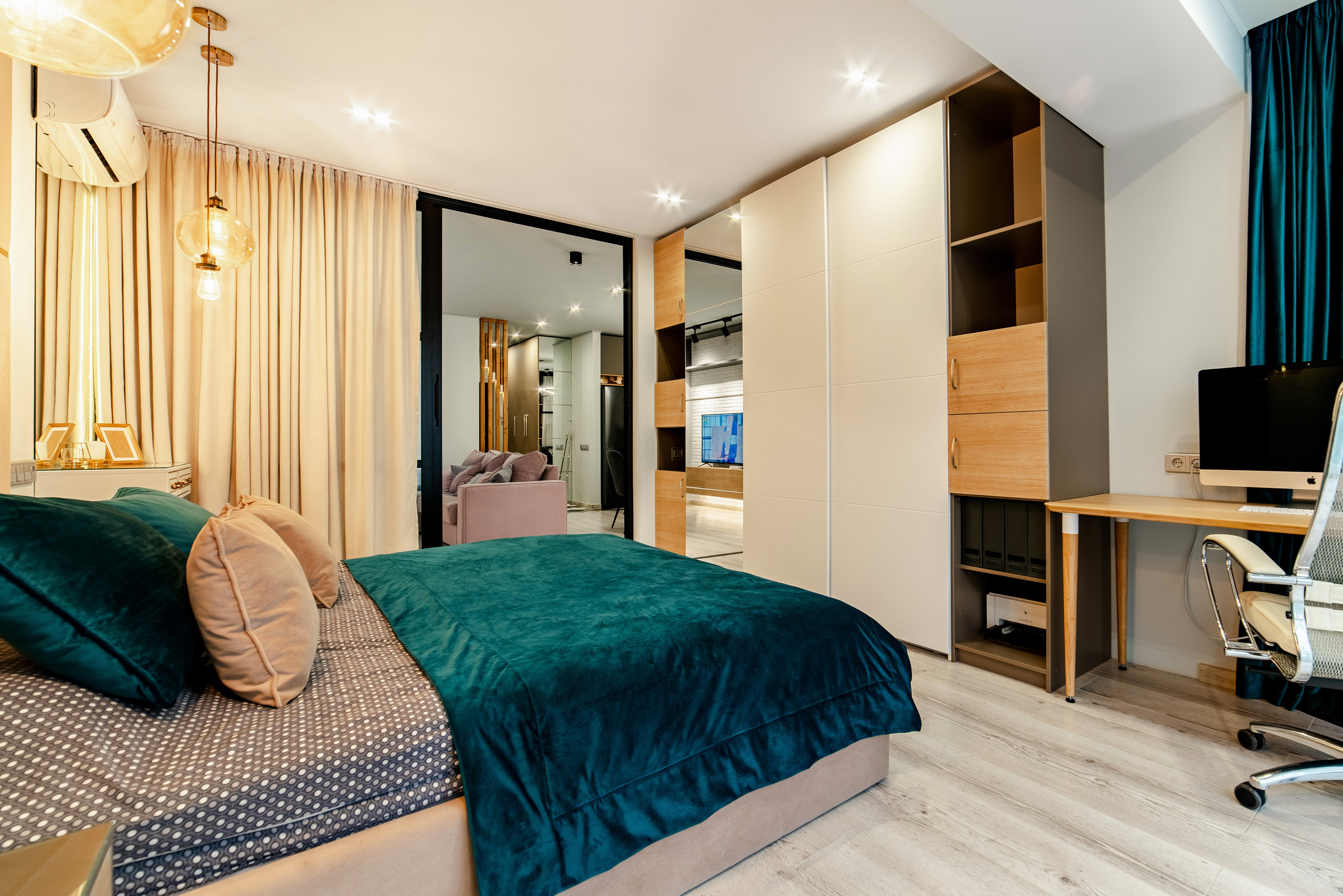 Седьмой континент. Создаю контент для бизнеса- Андрей Корниенко и упаковываю компании и экспертов в Краснодаре