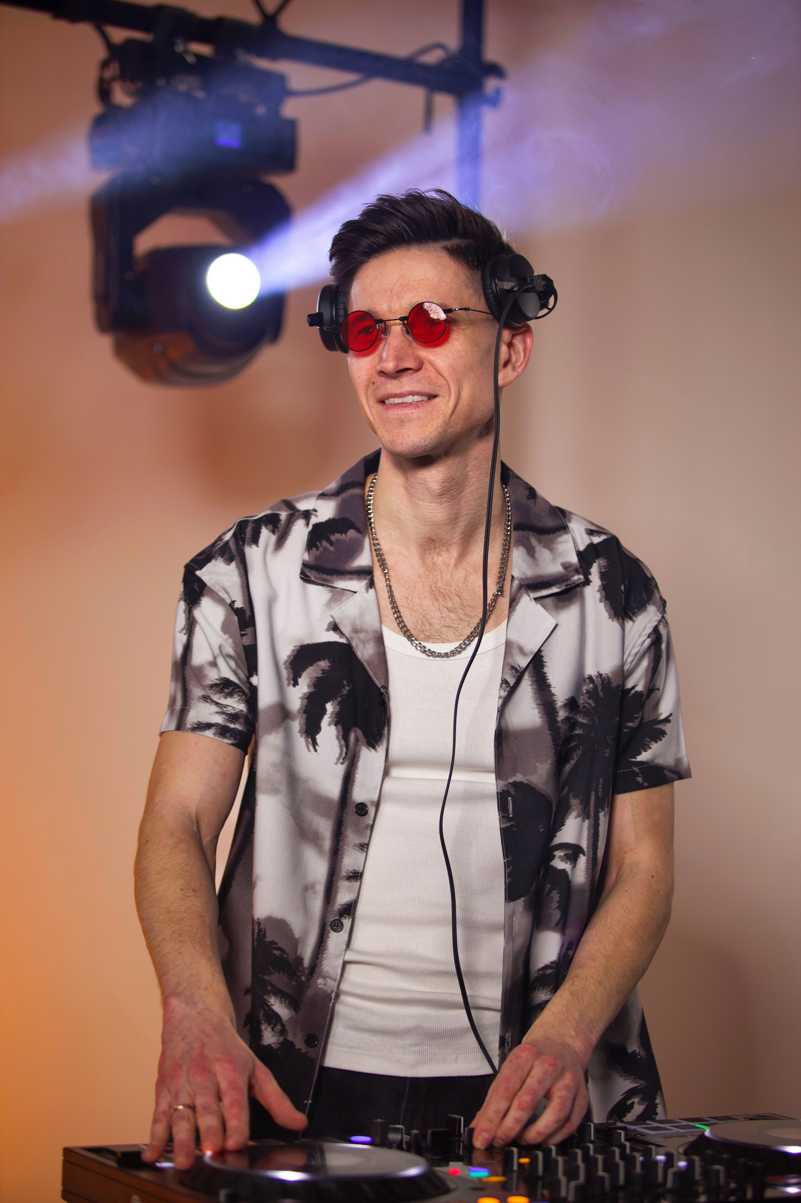 БЭКСТЕЙДЖ СТУДИЯ 12.7 V2. Репортажный фотограф Анапа