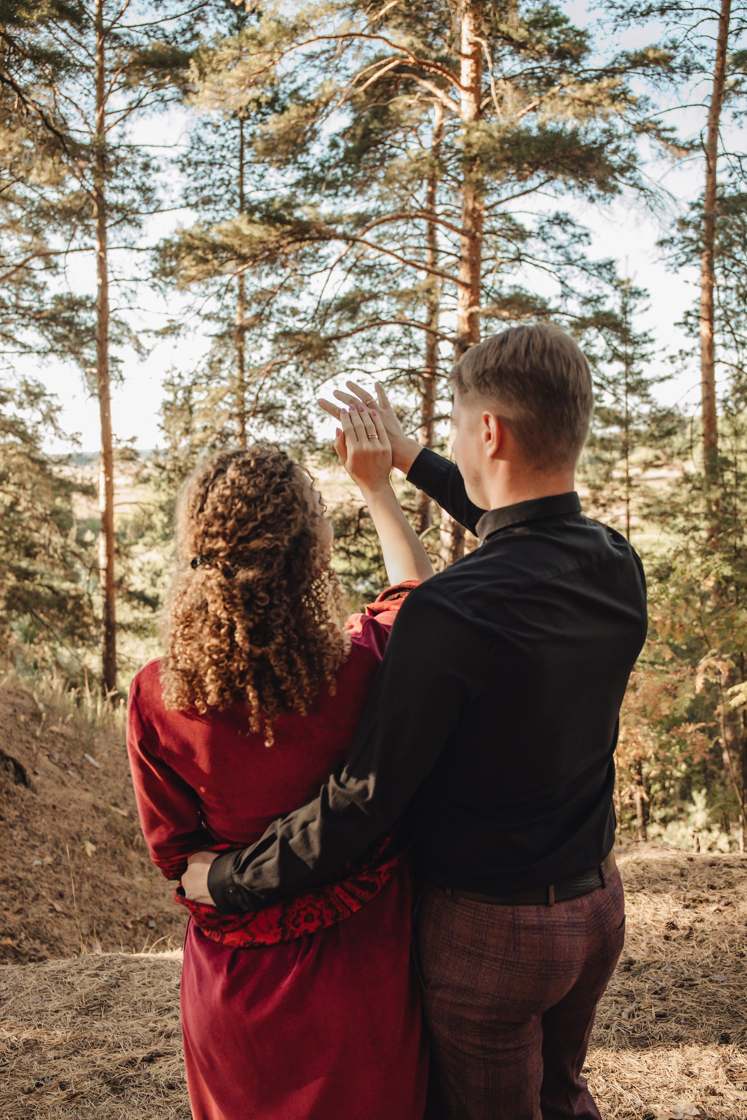Саша и Вика. Лес. Свадебный и семейный фотограф Пушкин Царское Село СПБ Питер Санкт-Петербург и Рязань Ольга Козлова