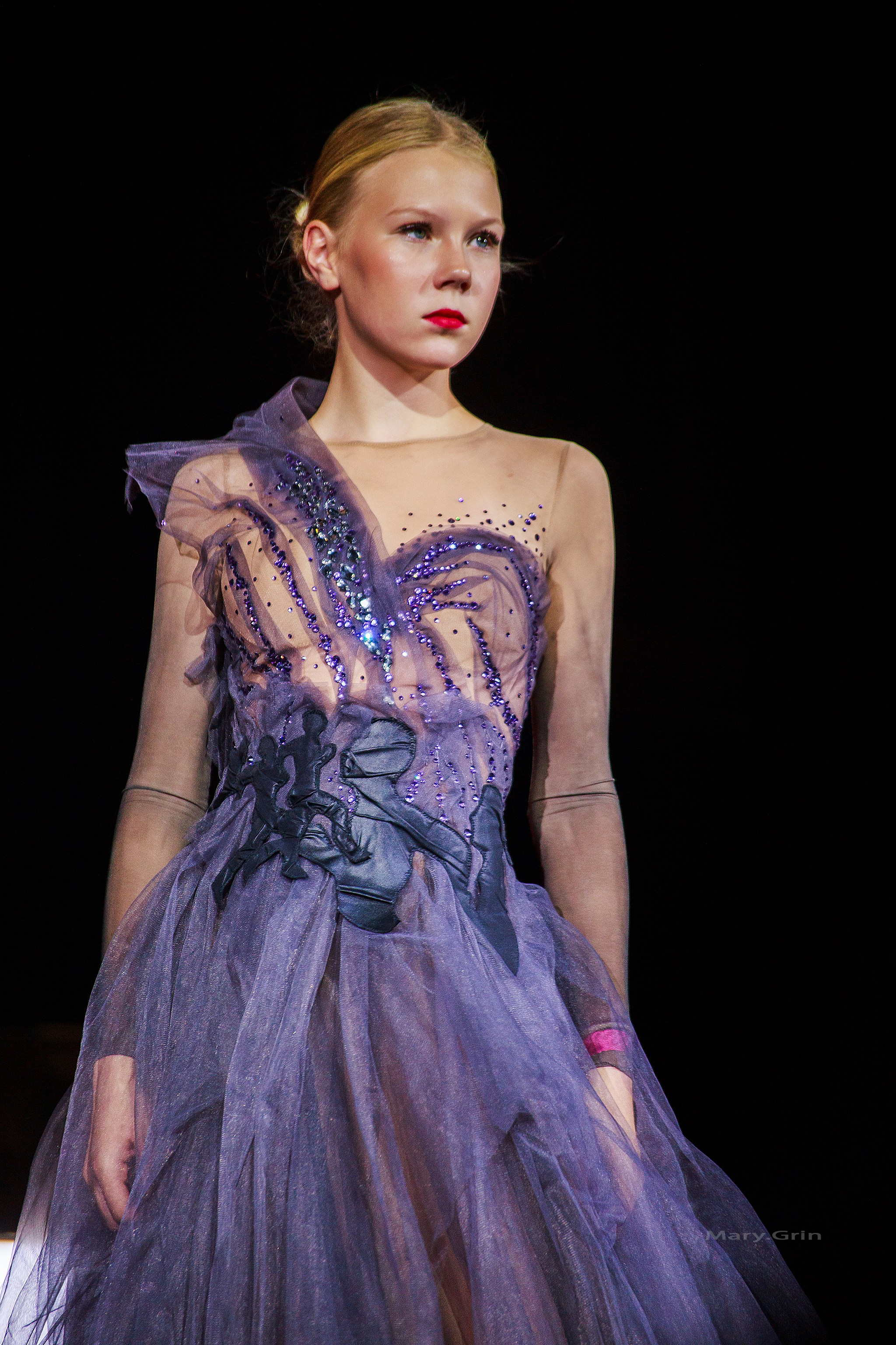 Подиумный спектакль «стиль Надежды» 2025. Детский и семейный фотограф, фотограф мероприятий Нижний Новгород