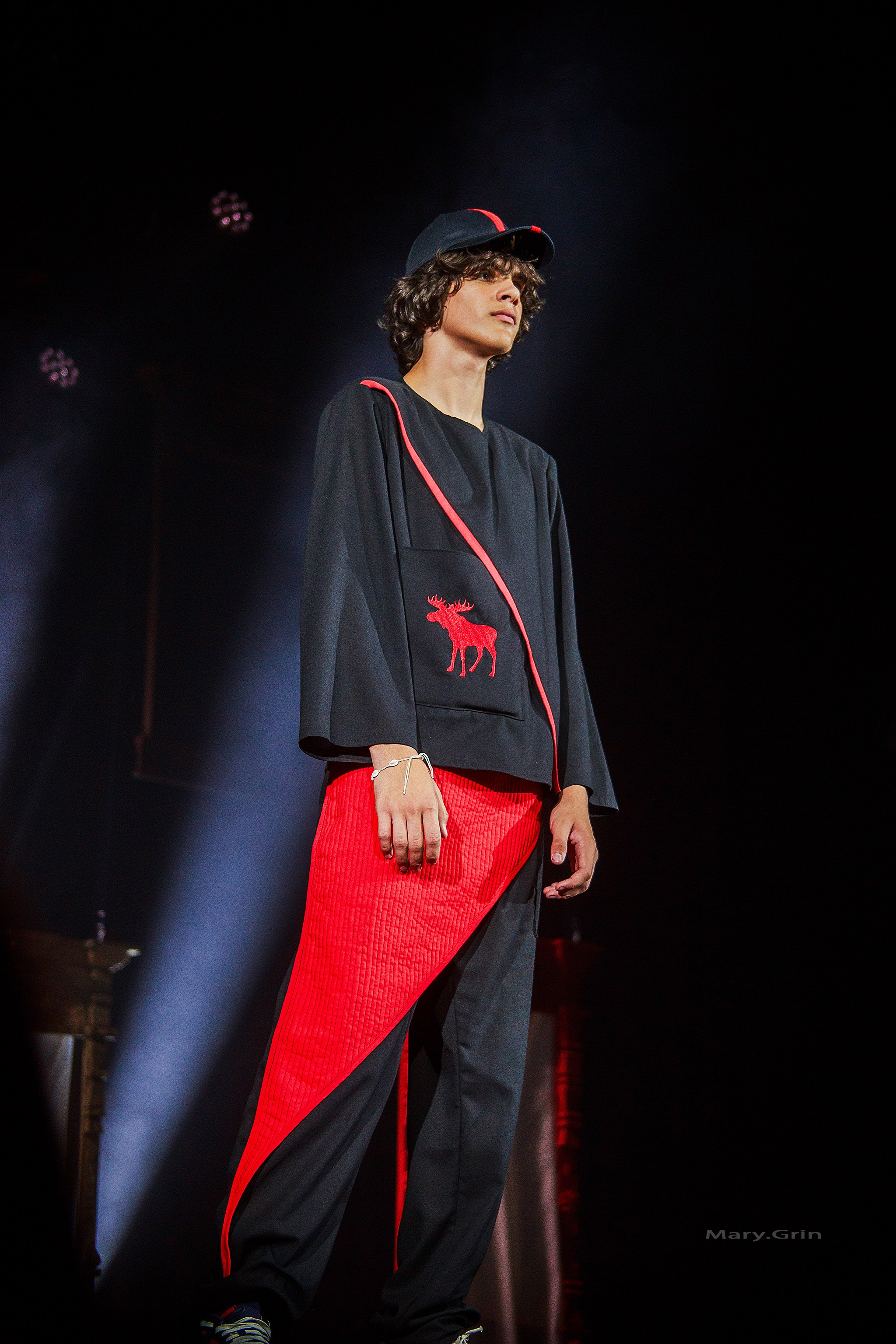 Подиумный спектакль «стиль Надежды» 2025. Детский и семейный фотограф, фотограф мероприятий Нижний Новгород