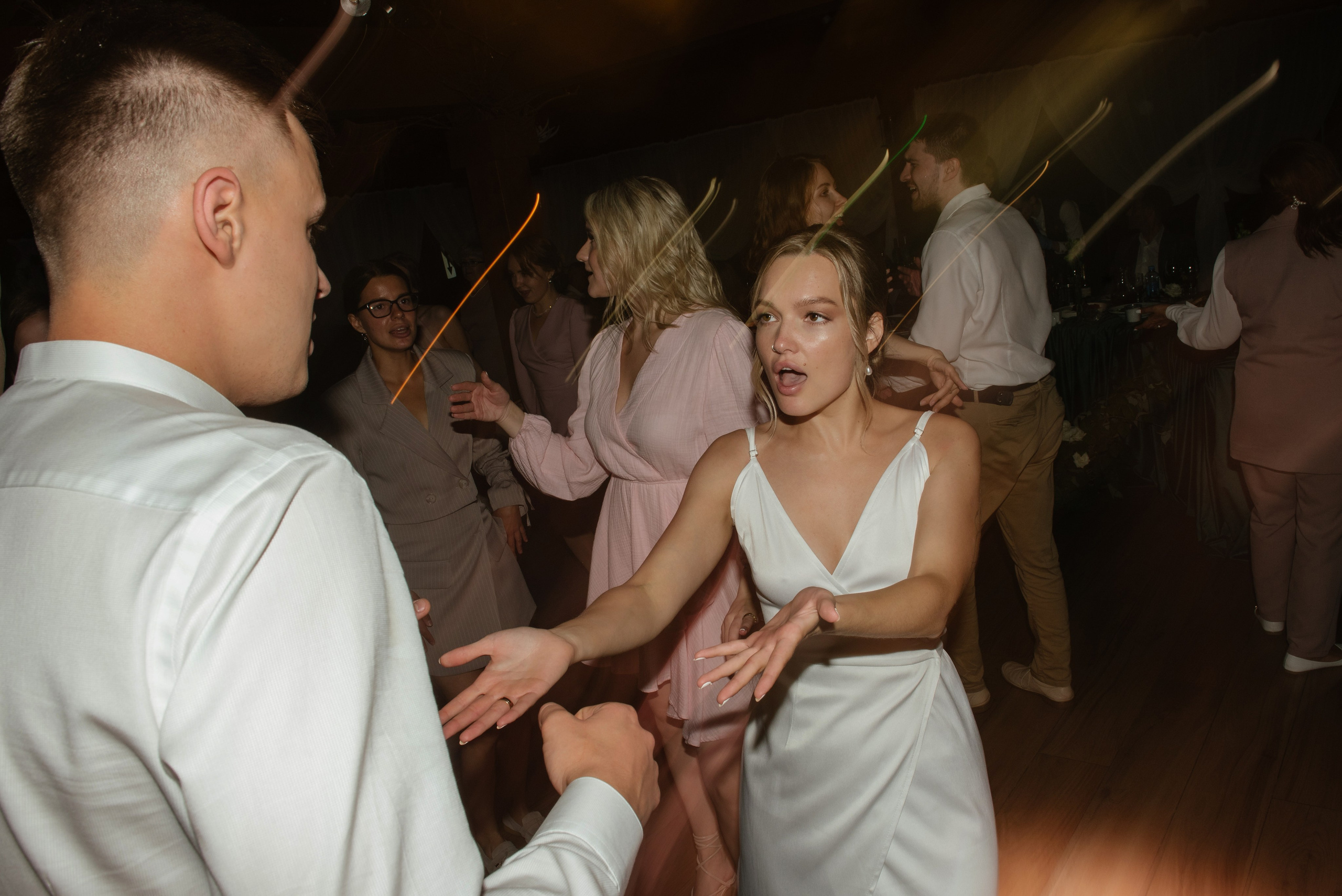 Анжела Данила. Григорий и Ольга Насинник — свадебный фотограф Архангельск