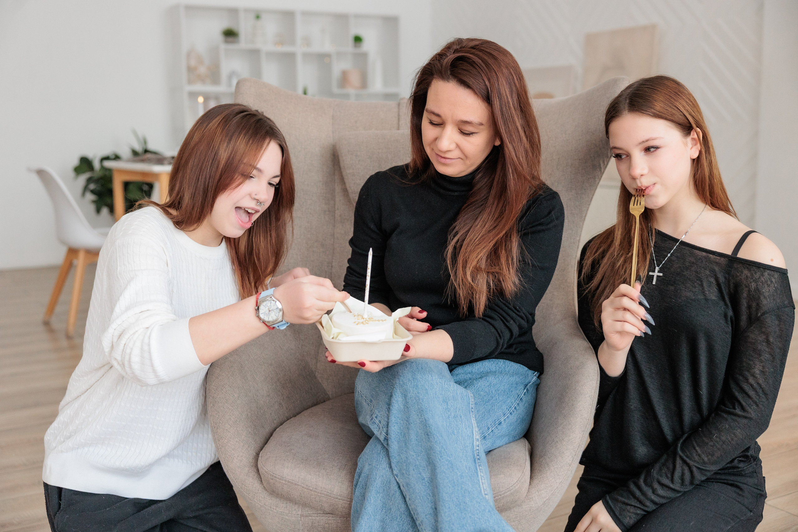 АНЯ и ДЕВОЧКИ. Я фотограф из Москвы к Вашим услугам