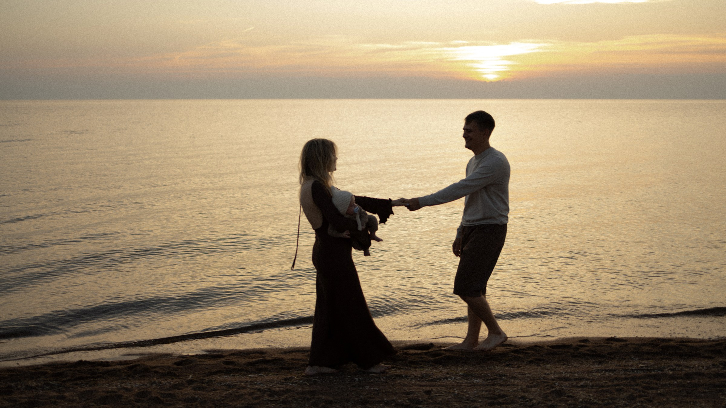 Первое море в жизни маленького человека. Фотограф Daria Wilner