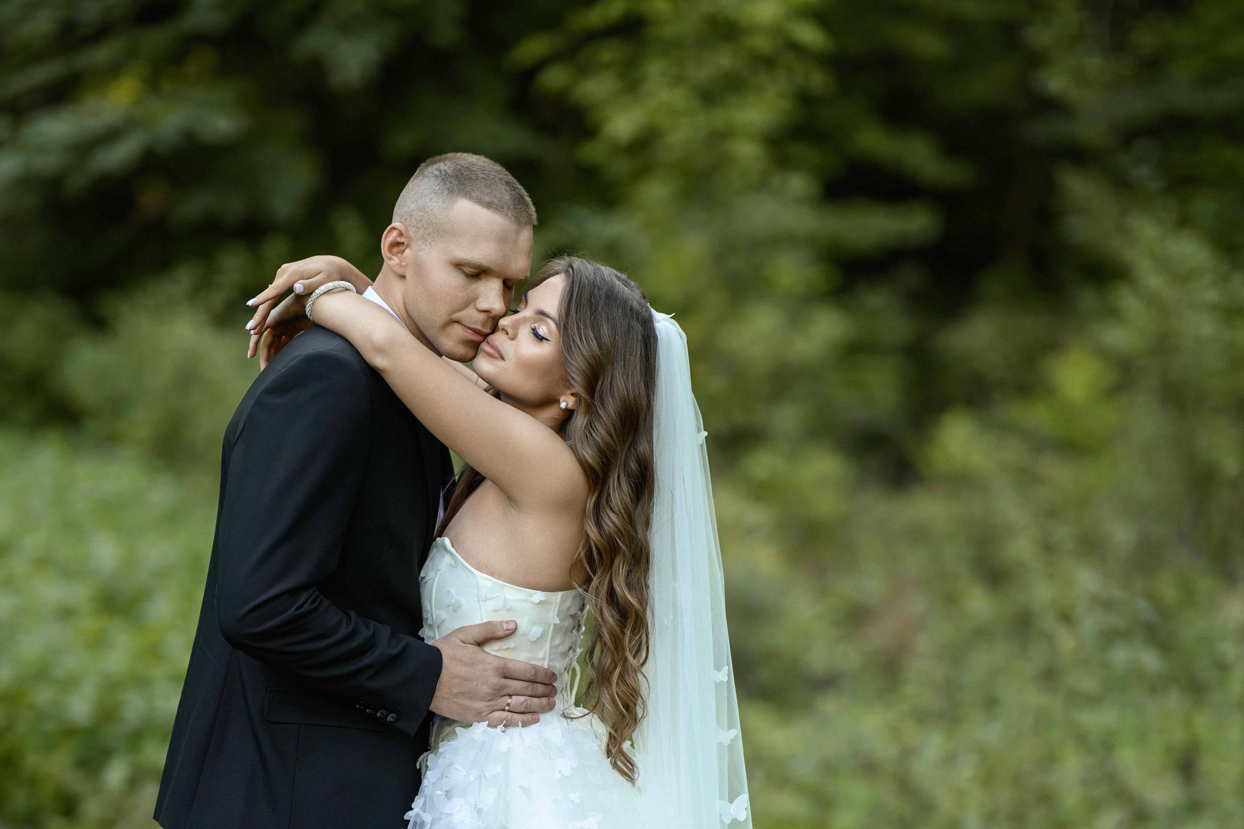 Александр и Лика. Свадебный фотограф Белгород Валуйки Старый Оскол Воронеж