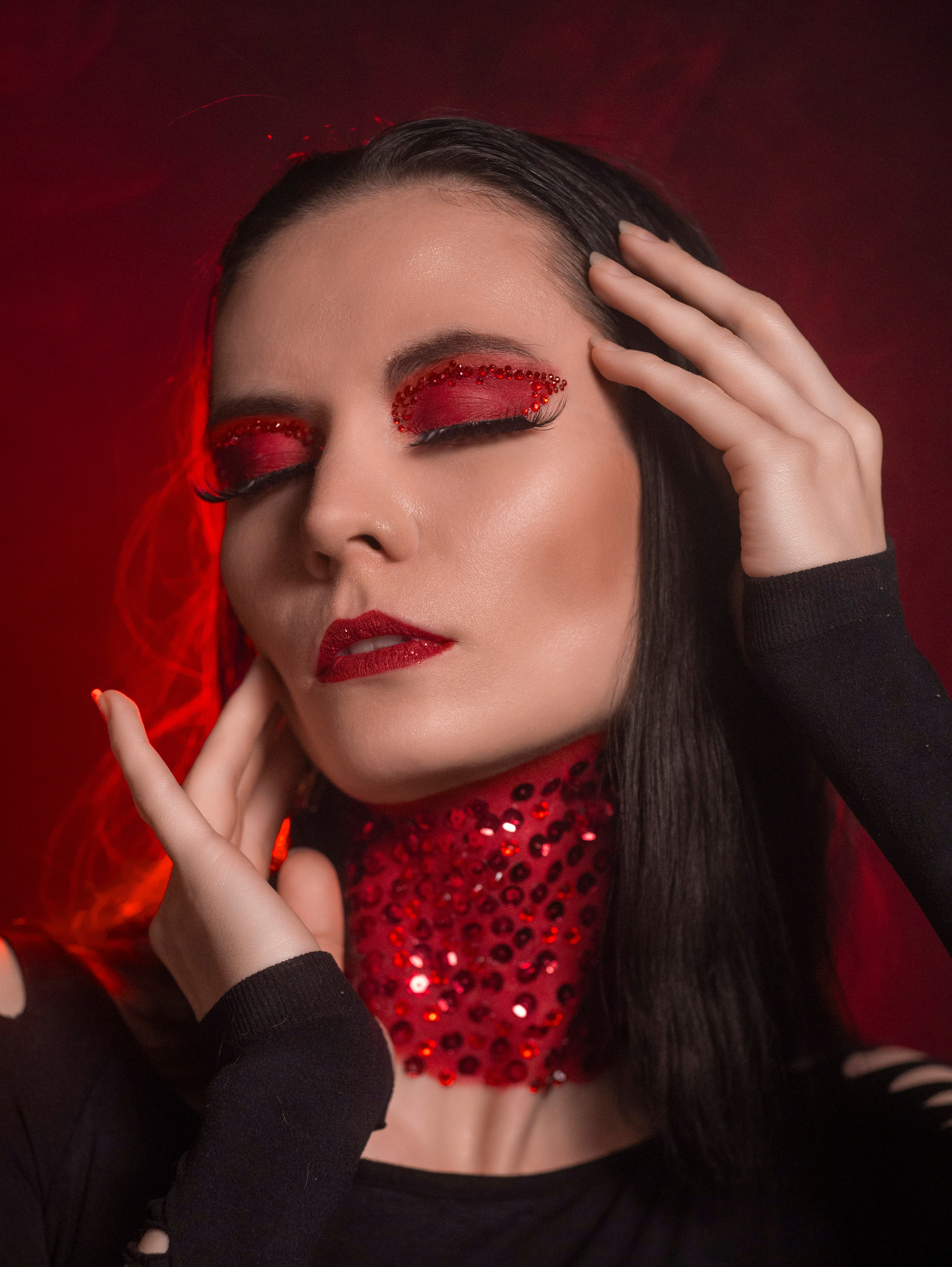 Красный грим. Арт фотограф, женский фотограф Москва