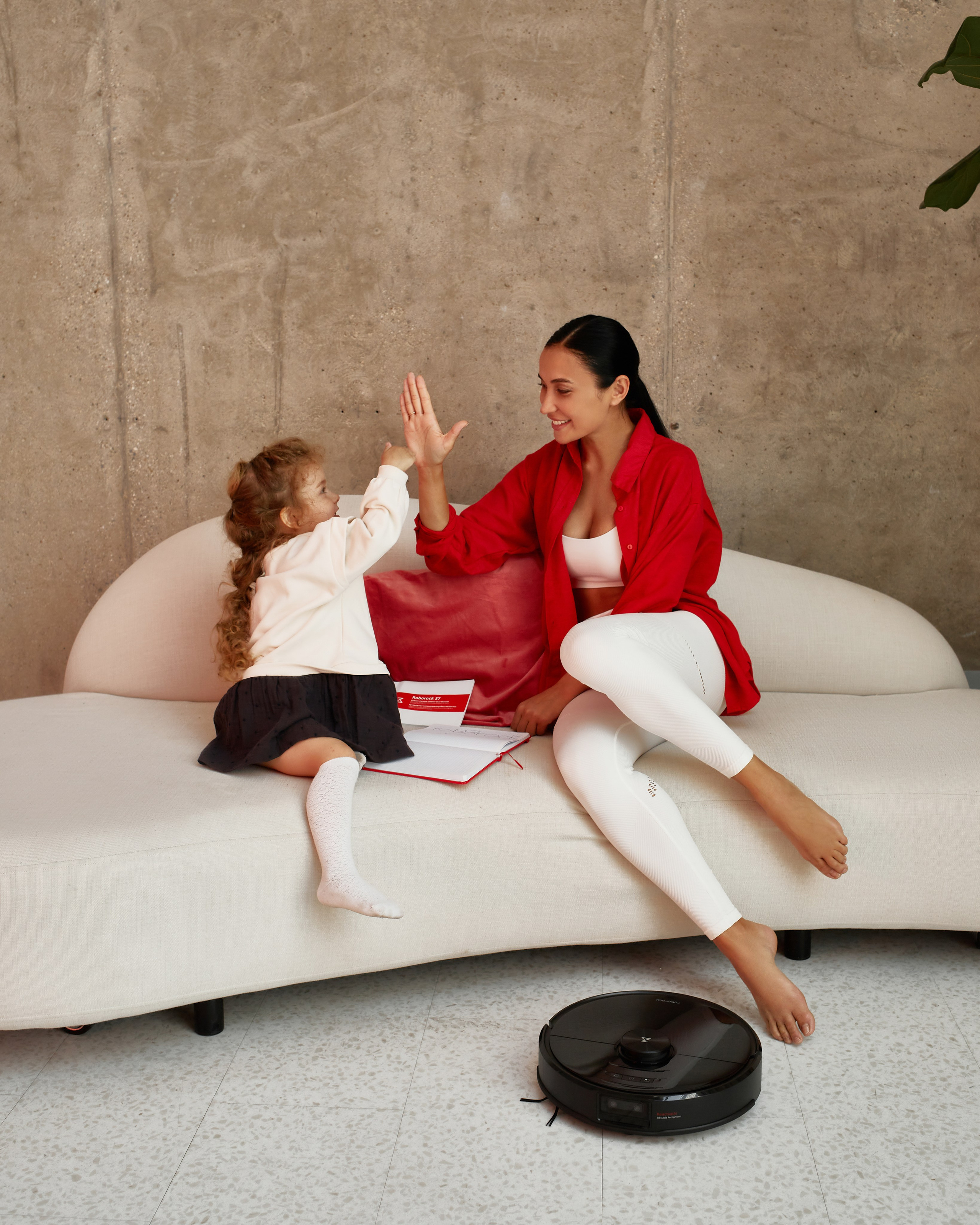 ROBOROCK. Фотограф Sasha Saunder