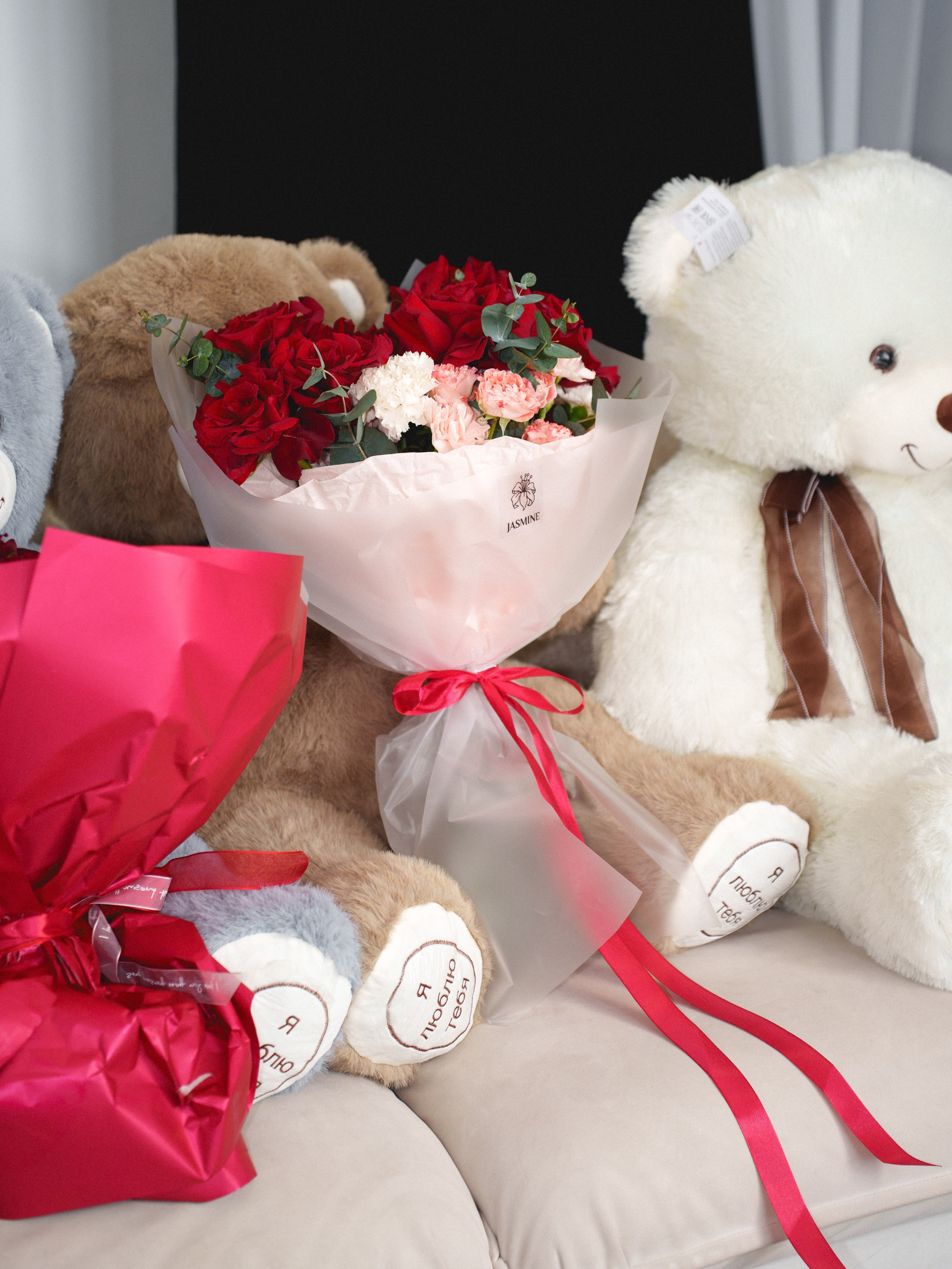 Цветы (контент к 14 февраля). Иван Упоров — фотограф, рилсмейкер чебоксары