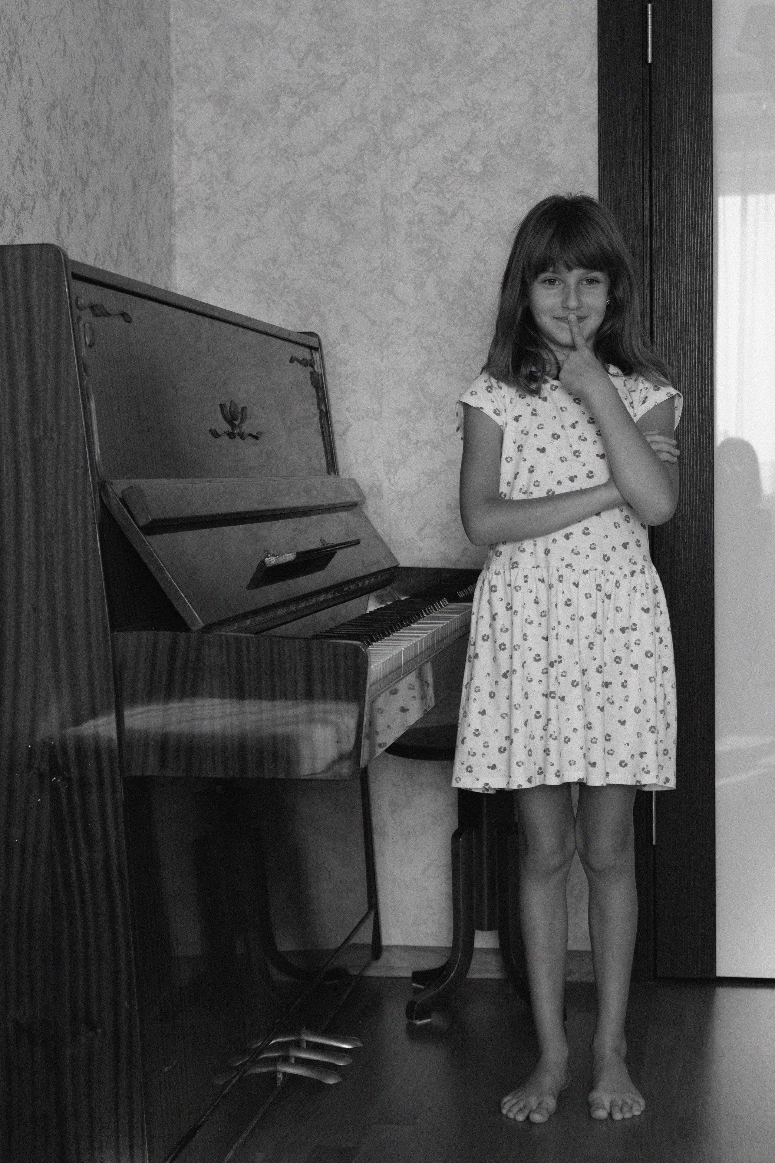 Семейная фотосессия дома. Фотограф видеограф Ольга Василевская