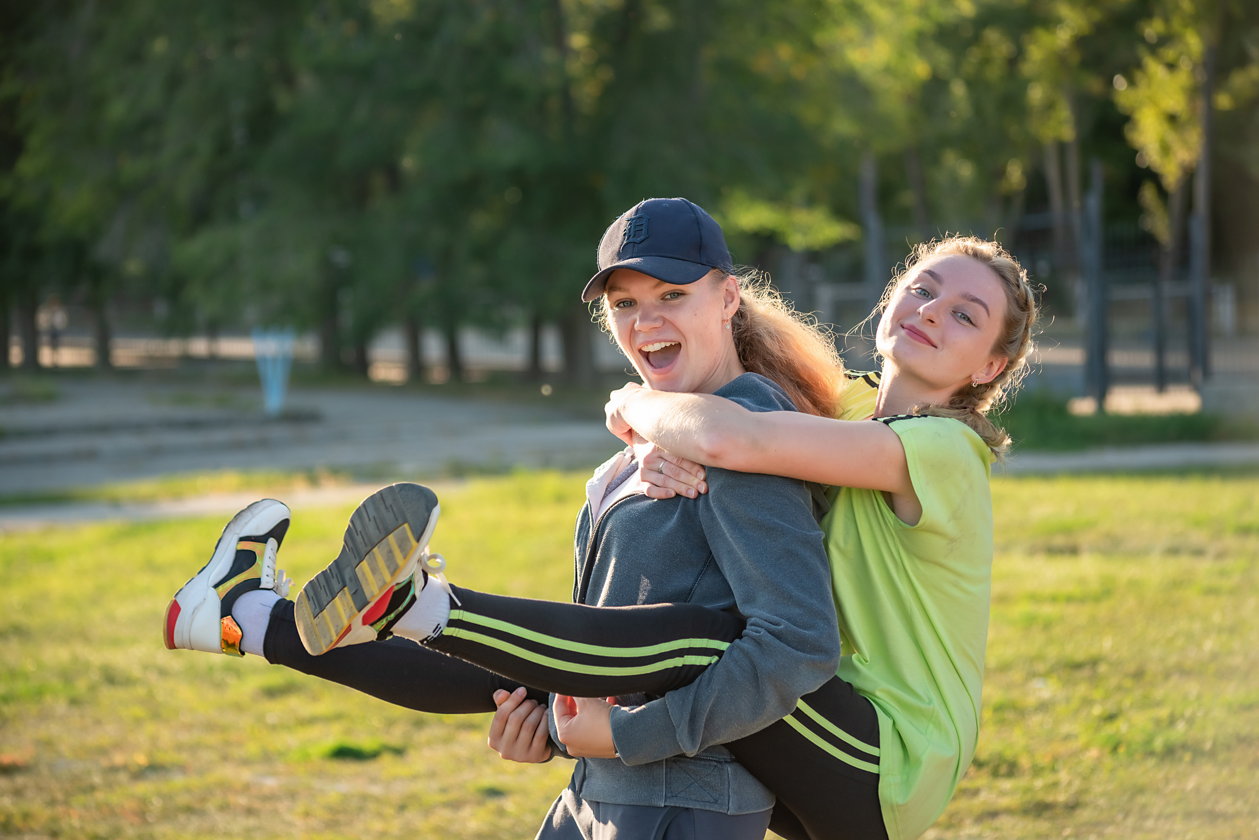 11кл на стадионе. Школьный и семейный фотограф в Ульяновске Елена Агафонова