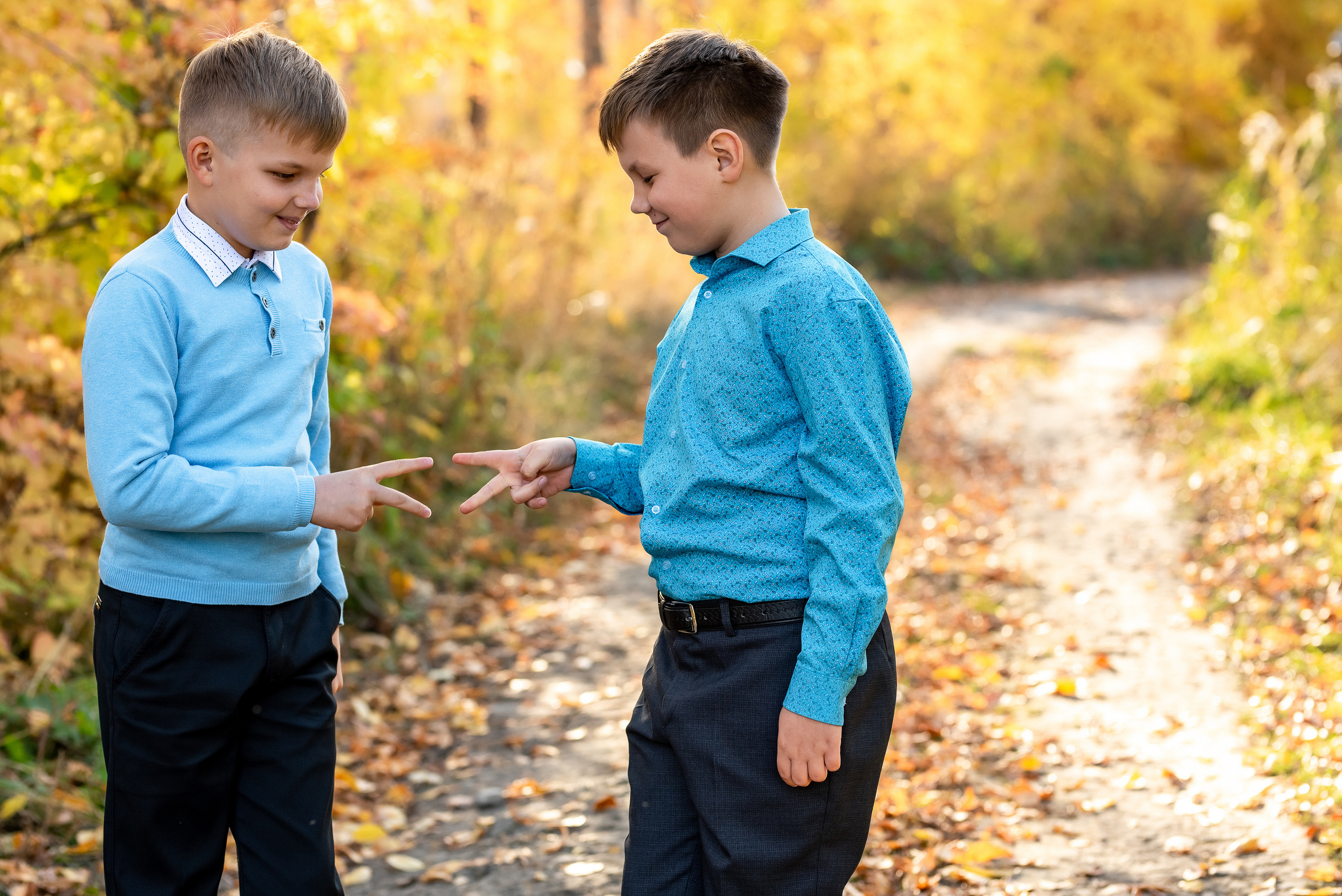 Четвероклашки на осенней прогулке. Школьный и семейный фотограф в Ульяновске Елена Агафонова