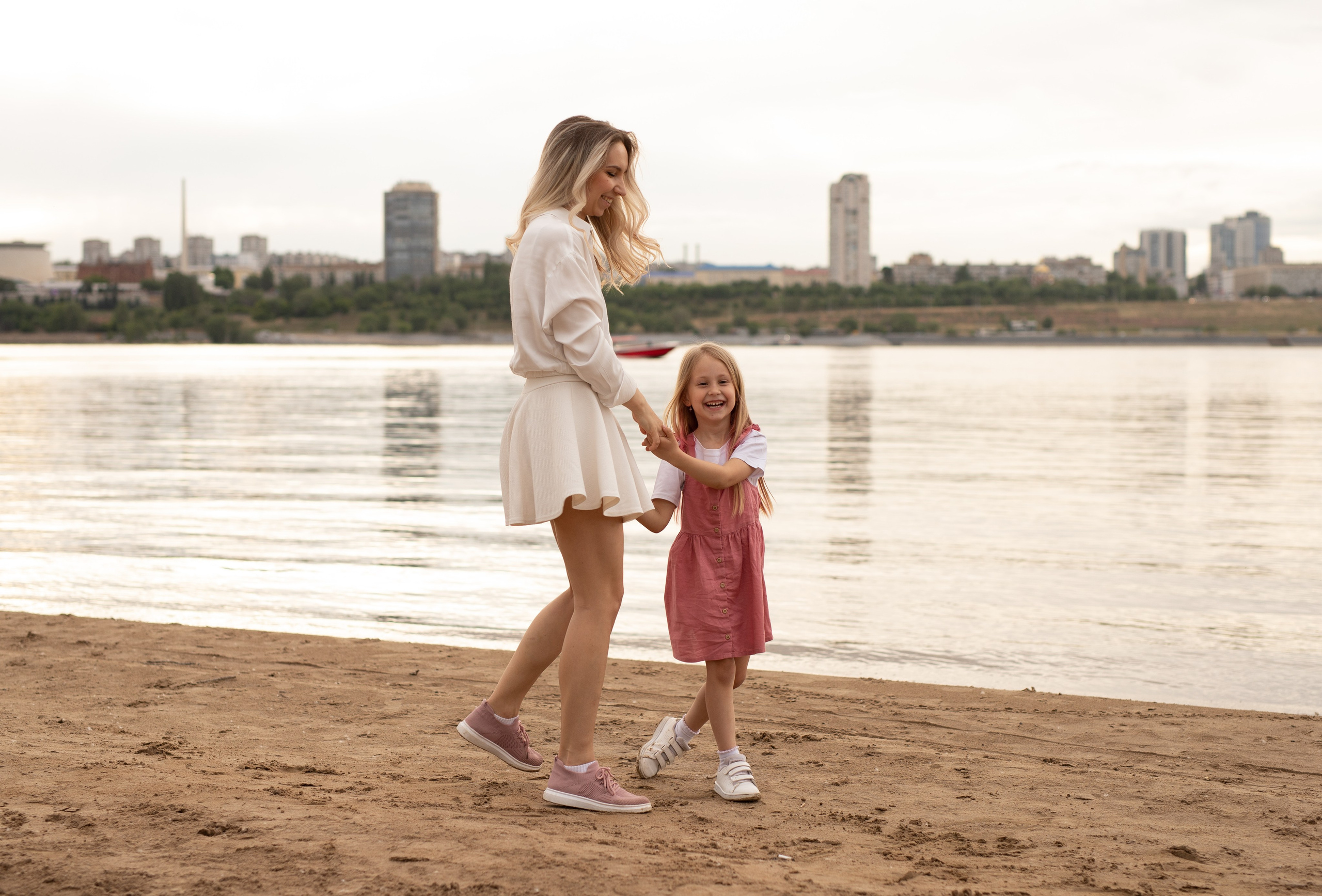 Портфолио семейная съемка Волгоград Волжский. Фотограф новорождённых Волгоград Волжский Дарья Рыскаль
