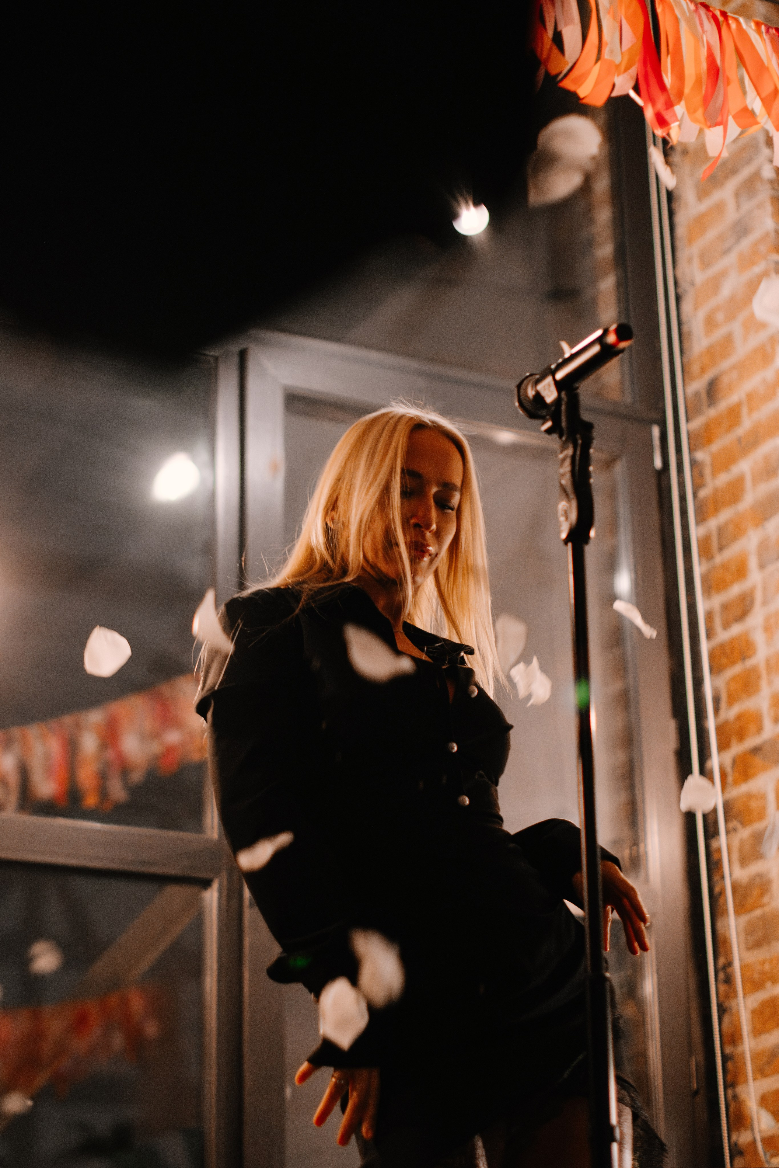 Квартирник MUZOTEKA: «Осенний ДеПесняк». Фотограф в Челябинске Любовь Денисенко