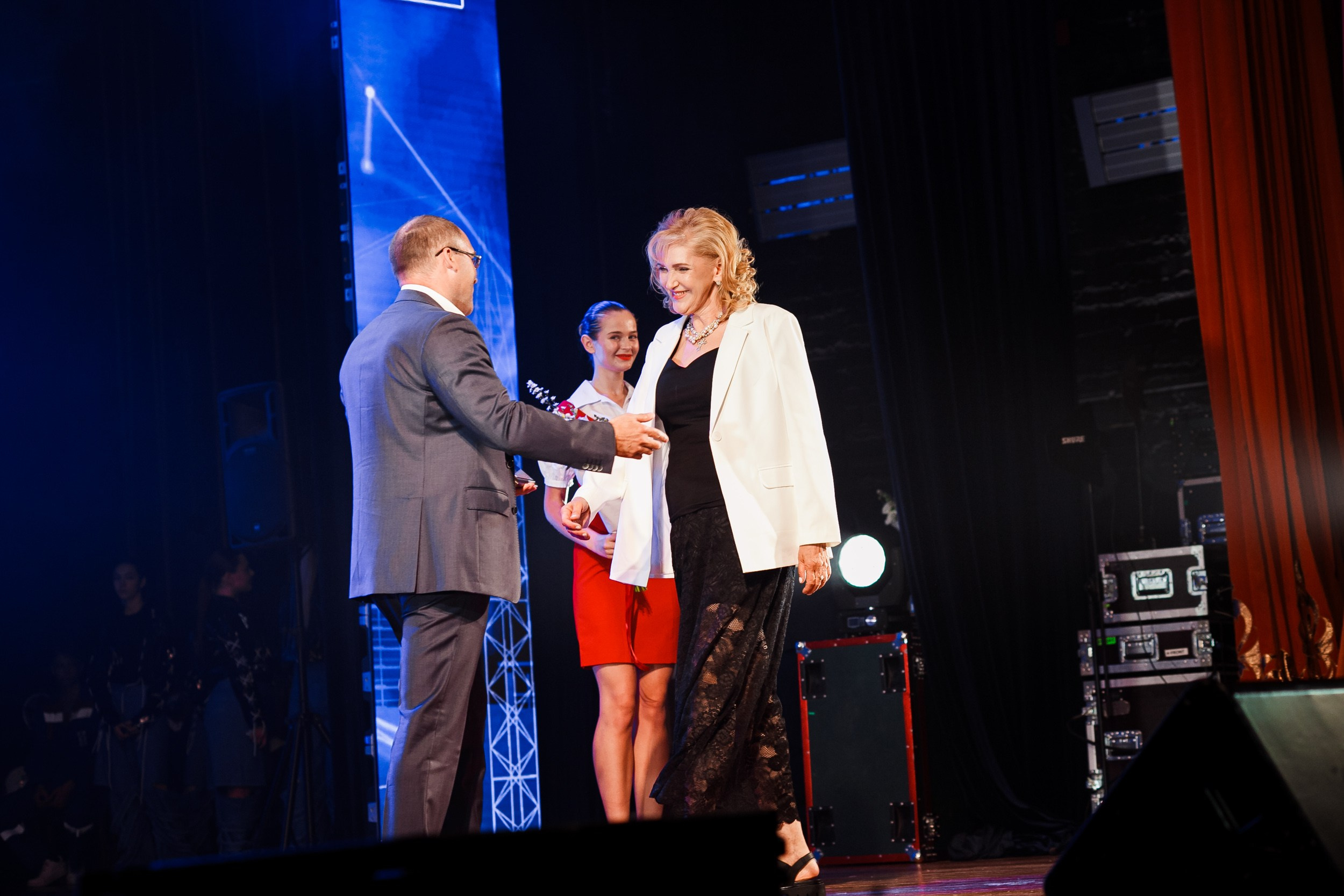 Юбилей фирмы «НЕФТЕЗАВОДМОНТАЖ». Свадебный и детский фотограф в Волгограде Слава Белов