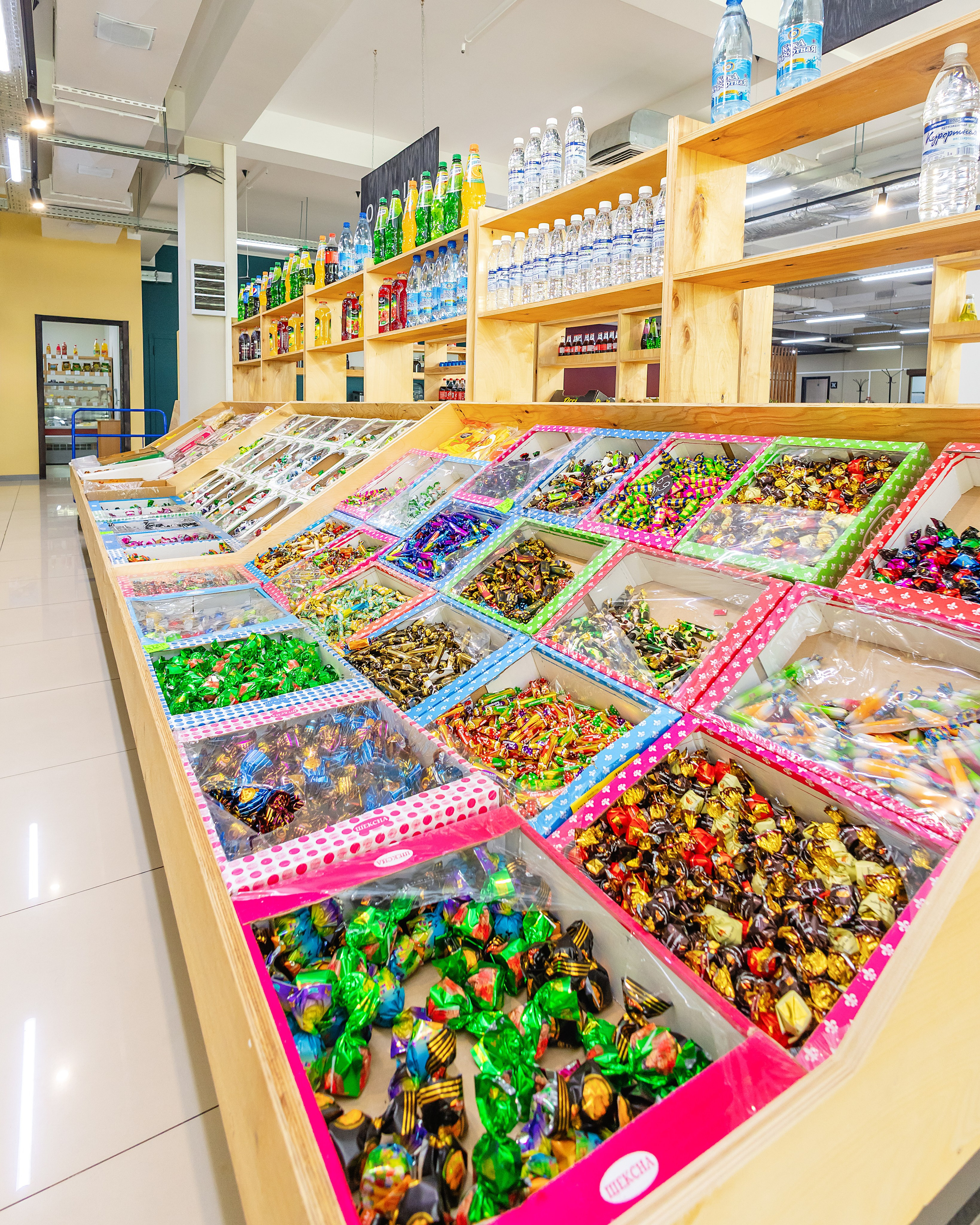 Рынок «Каскад». Фотограф и видеограф в Улан-Удэ: Аюна Габагуева и Артём Шаханов